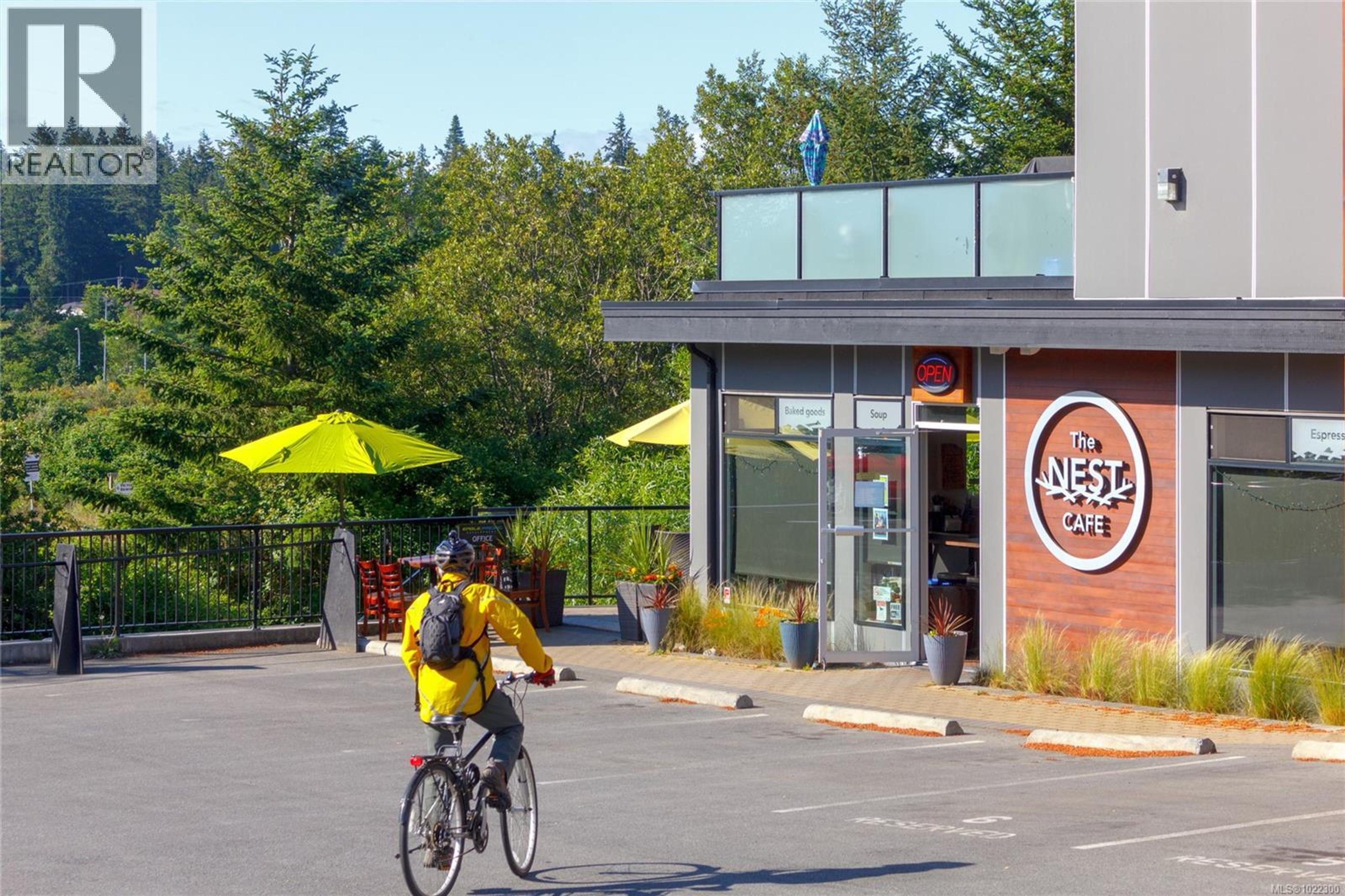 #14 1900 WATKISS WAY - 32