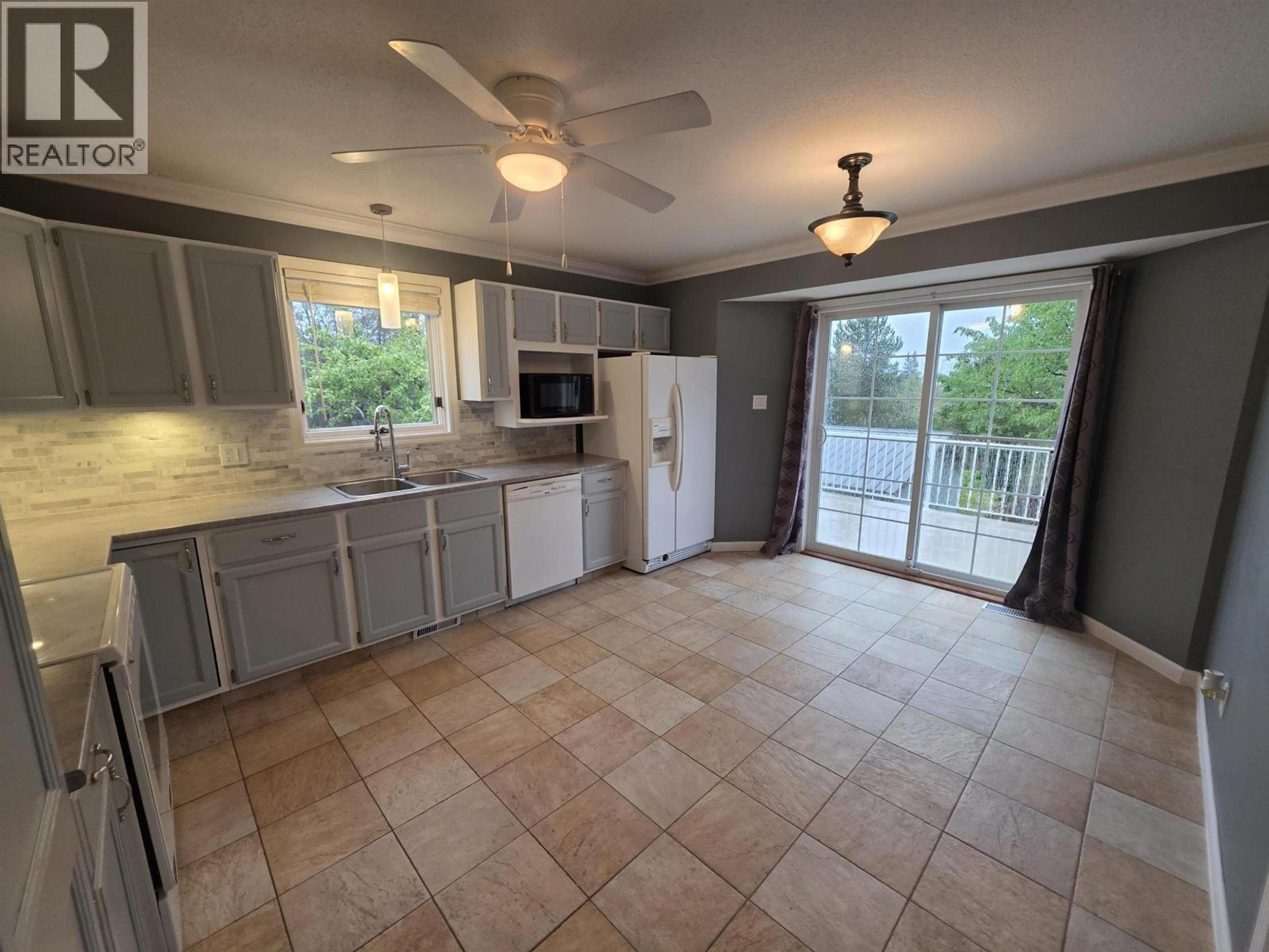 5301 MOUNTAIN VISTA DRIVE - Image 2