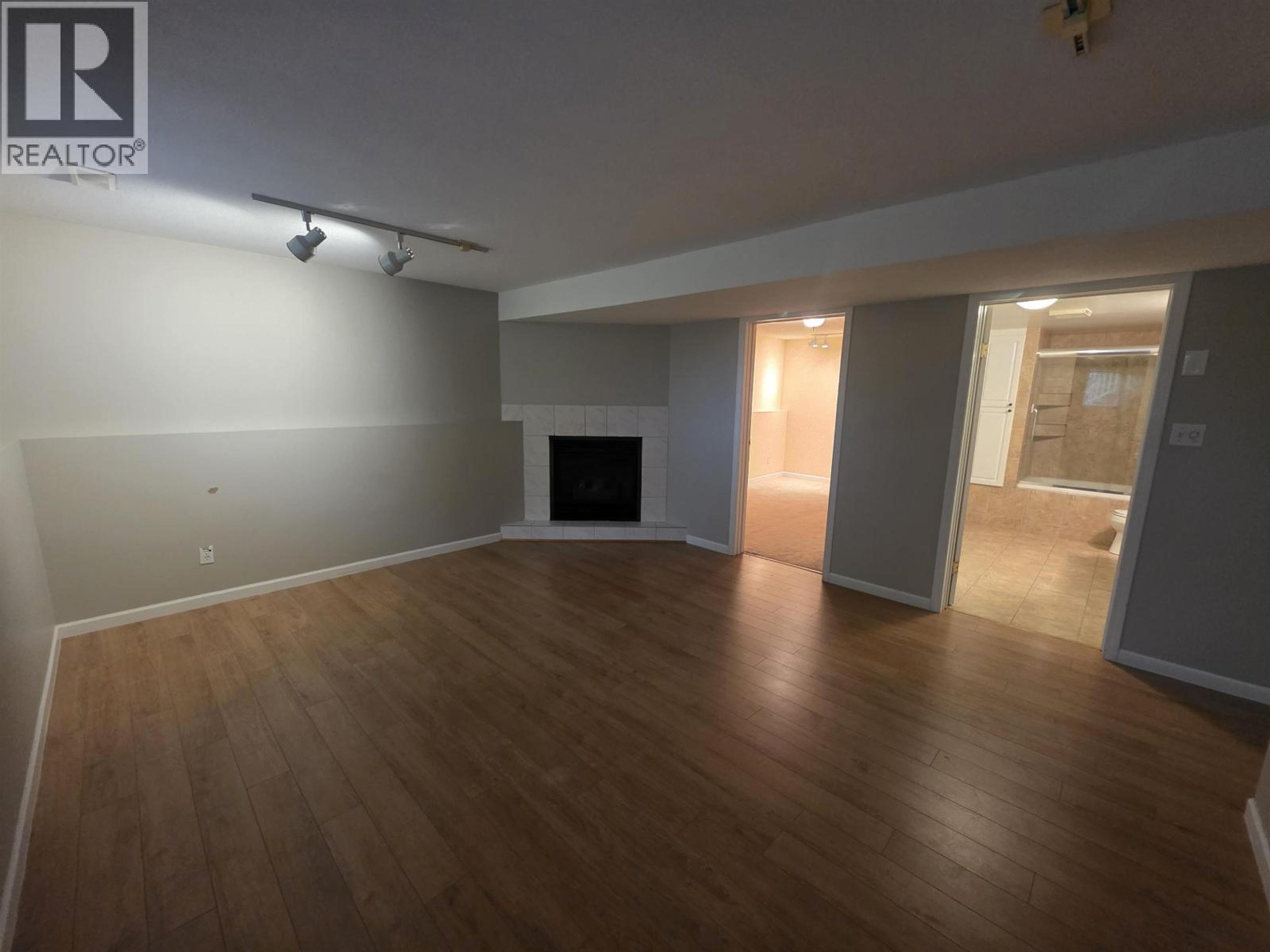 5301 MOUNTAIN VISTA DRIVE - 18