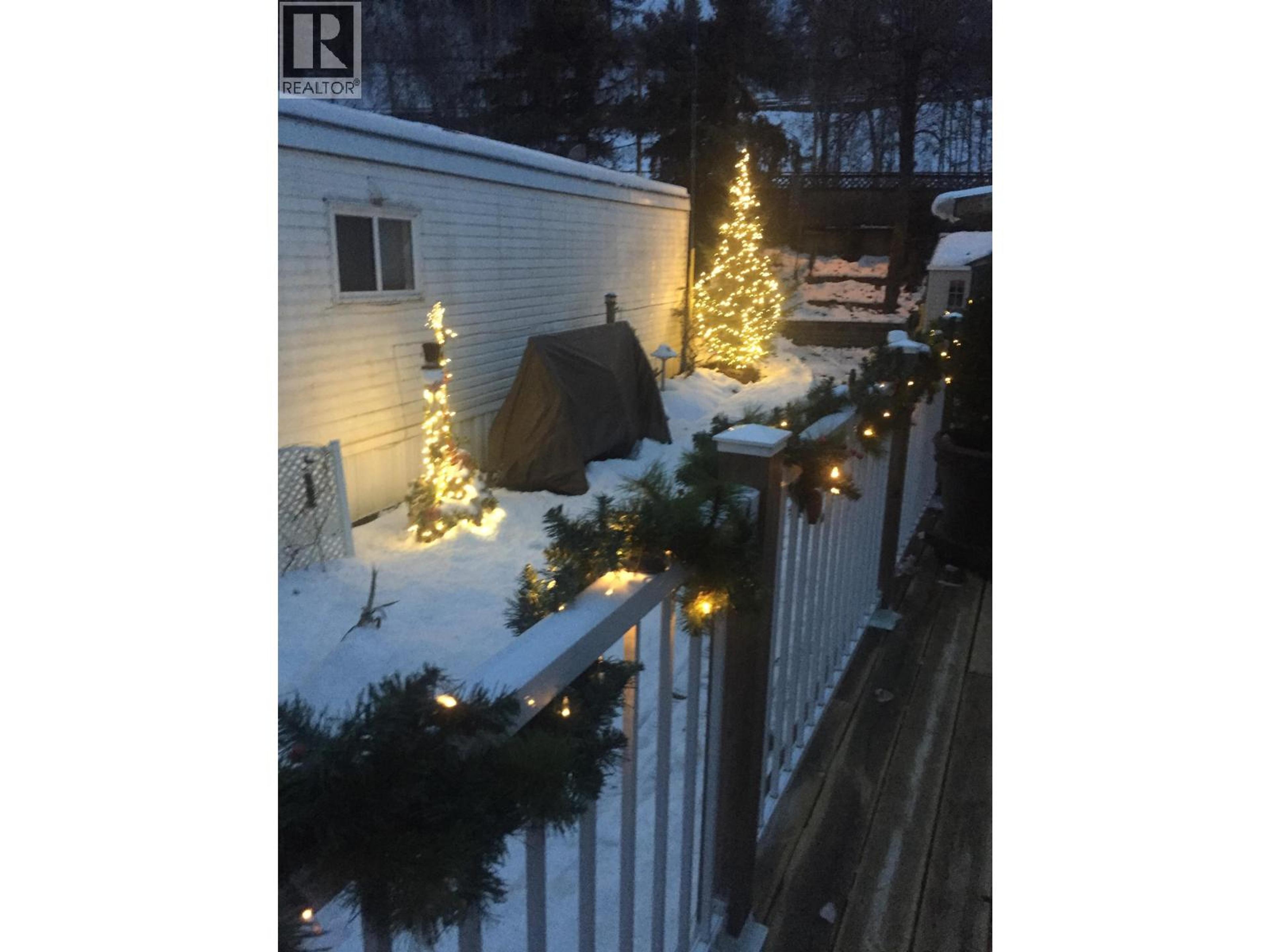 #47 654 NORTH FRASER DRIVE - 30