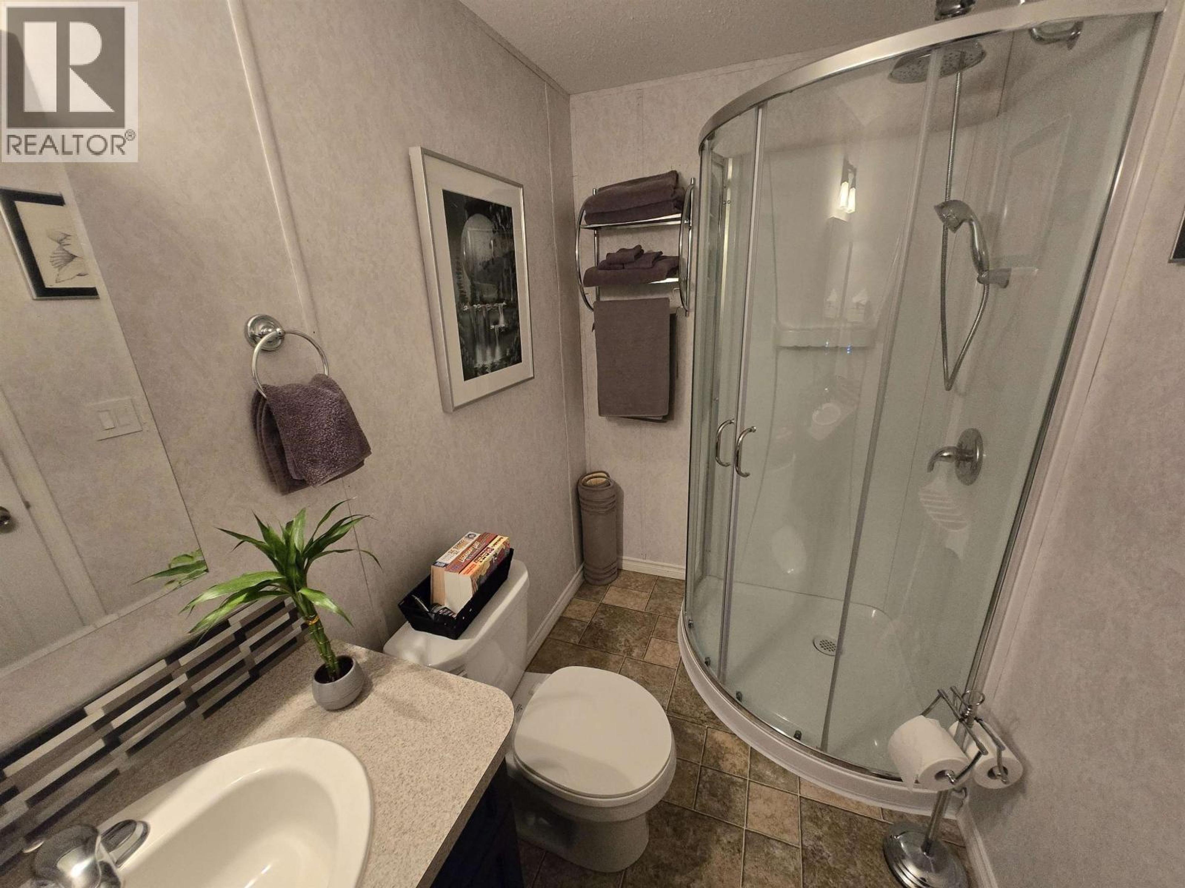 #47 654 NORTH FRASER DRIVE - 29