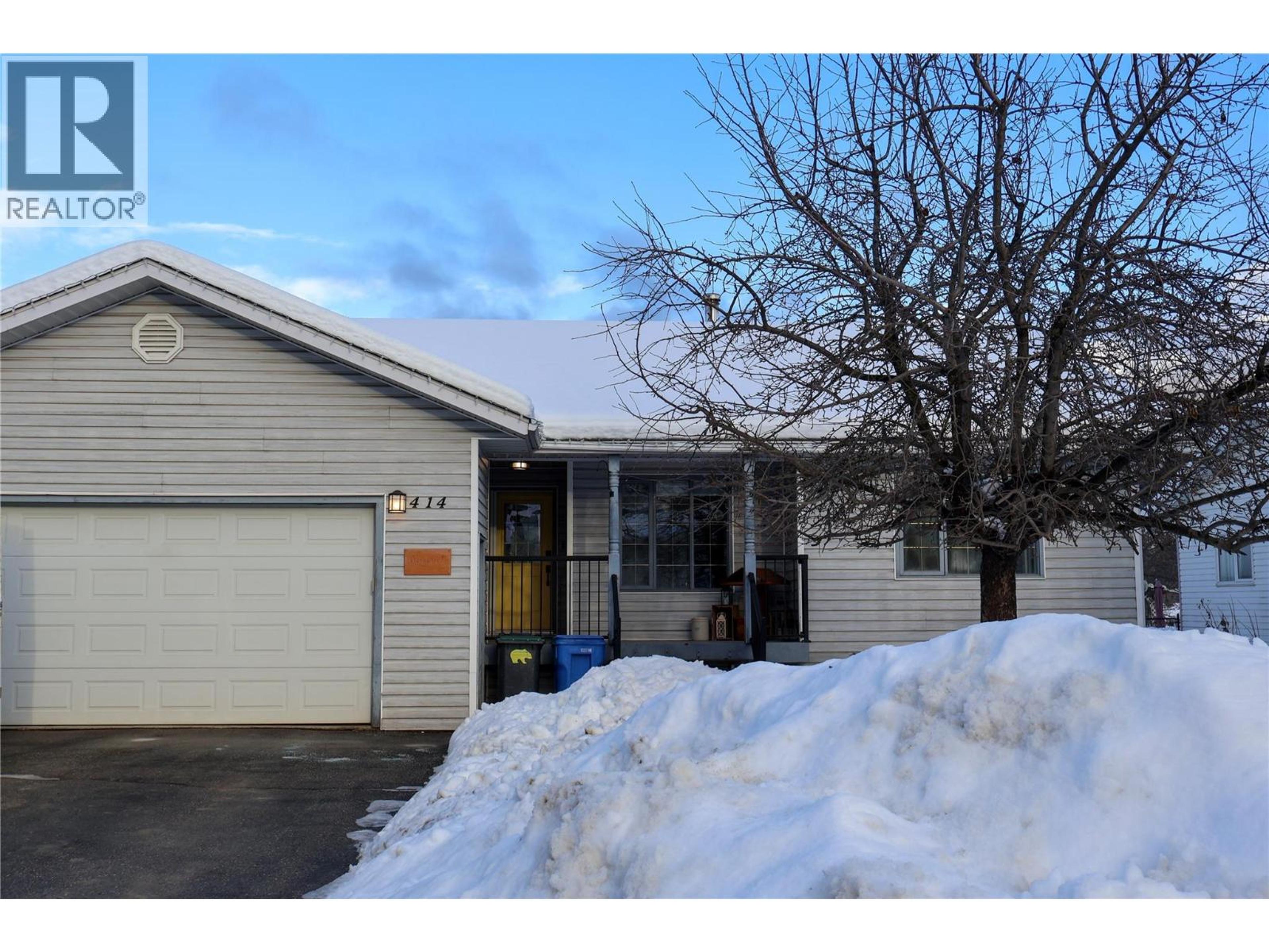 414 RIVERGLEN DRIVE - Main Image