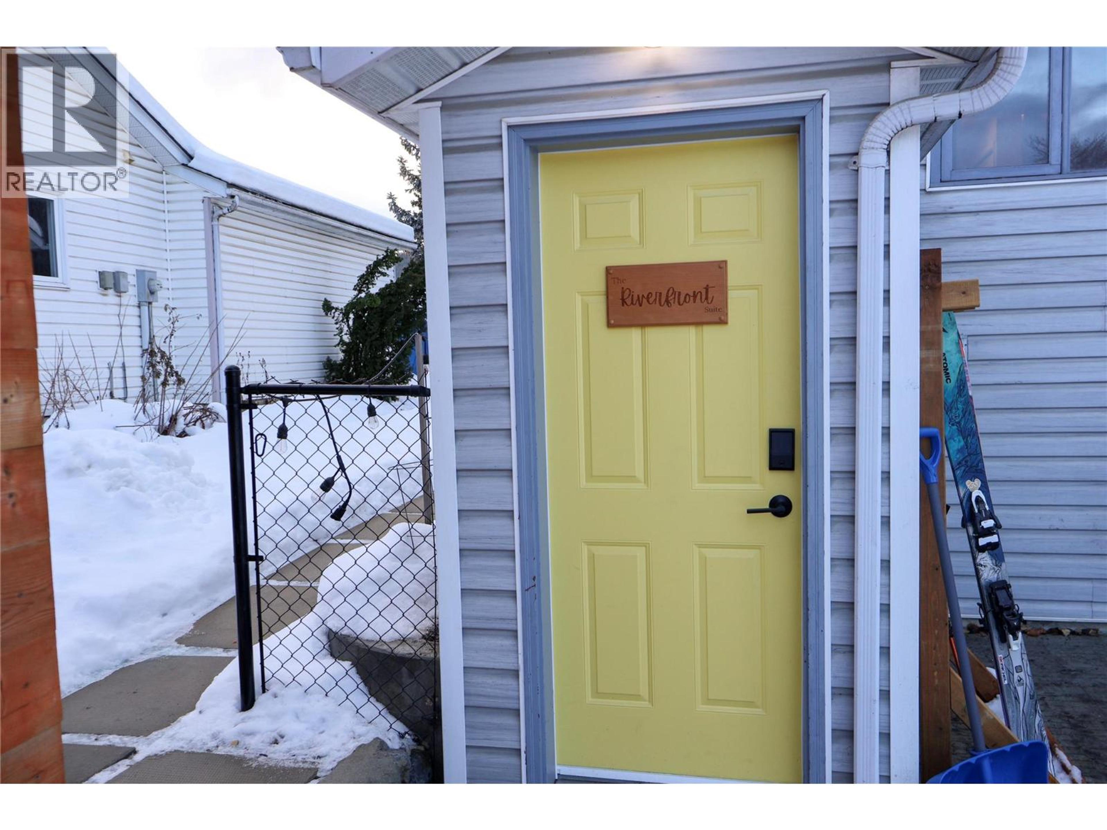 414 RIVERGLEN DRIVE - 11