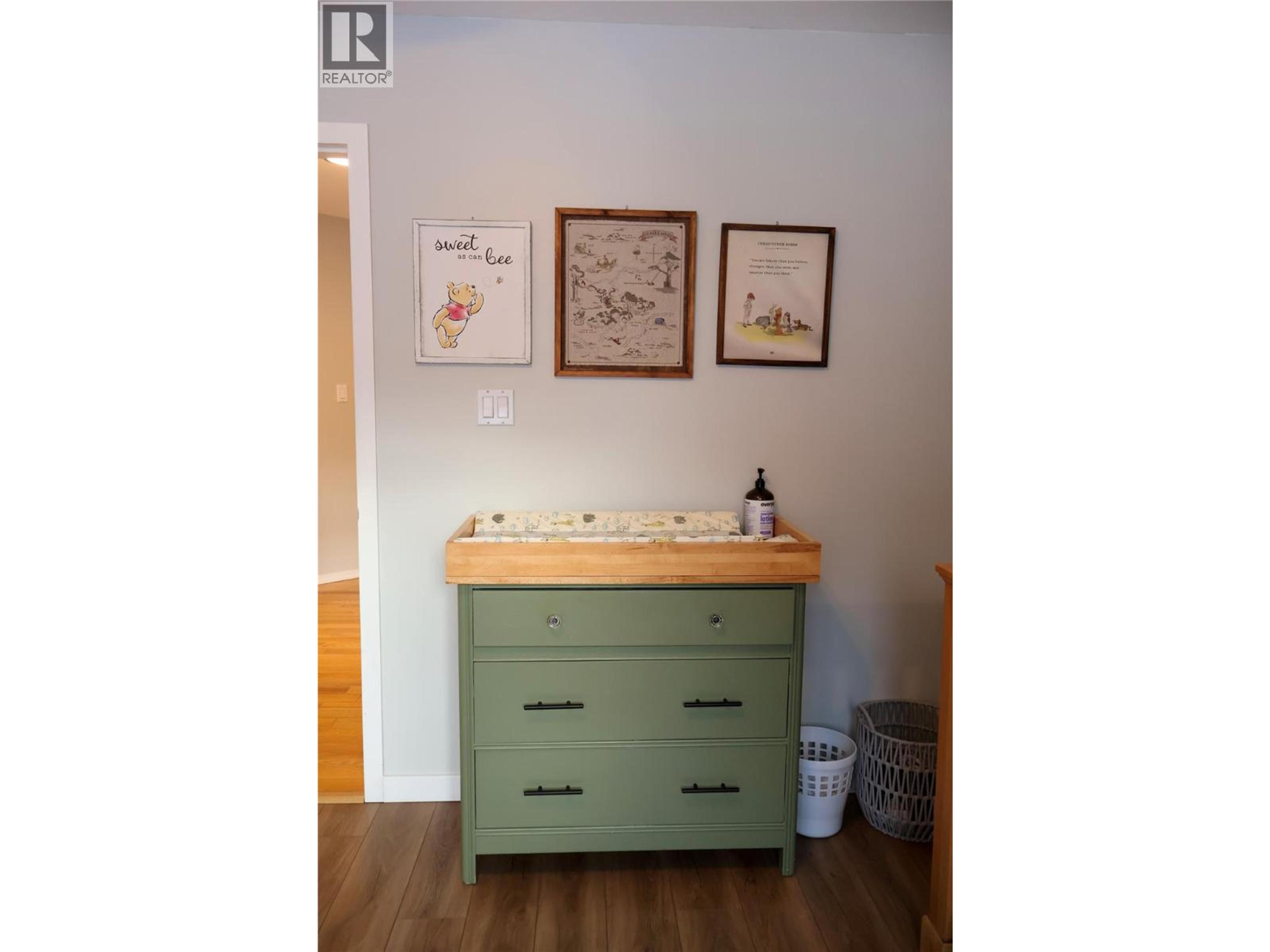 414 RIVERGLEN DRIVE - 21