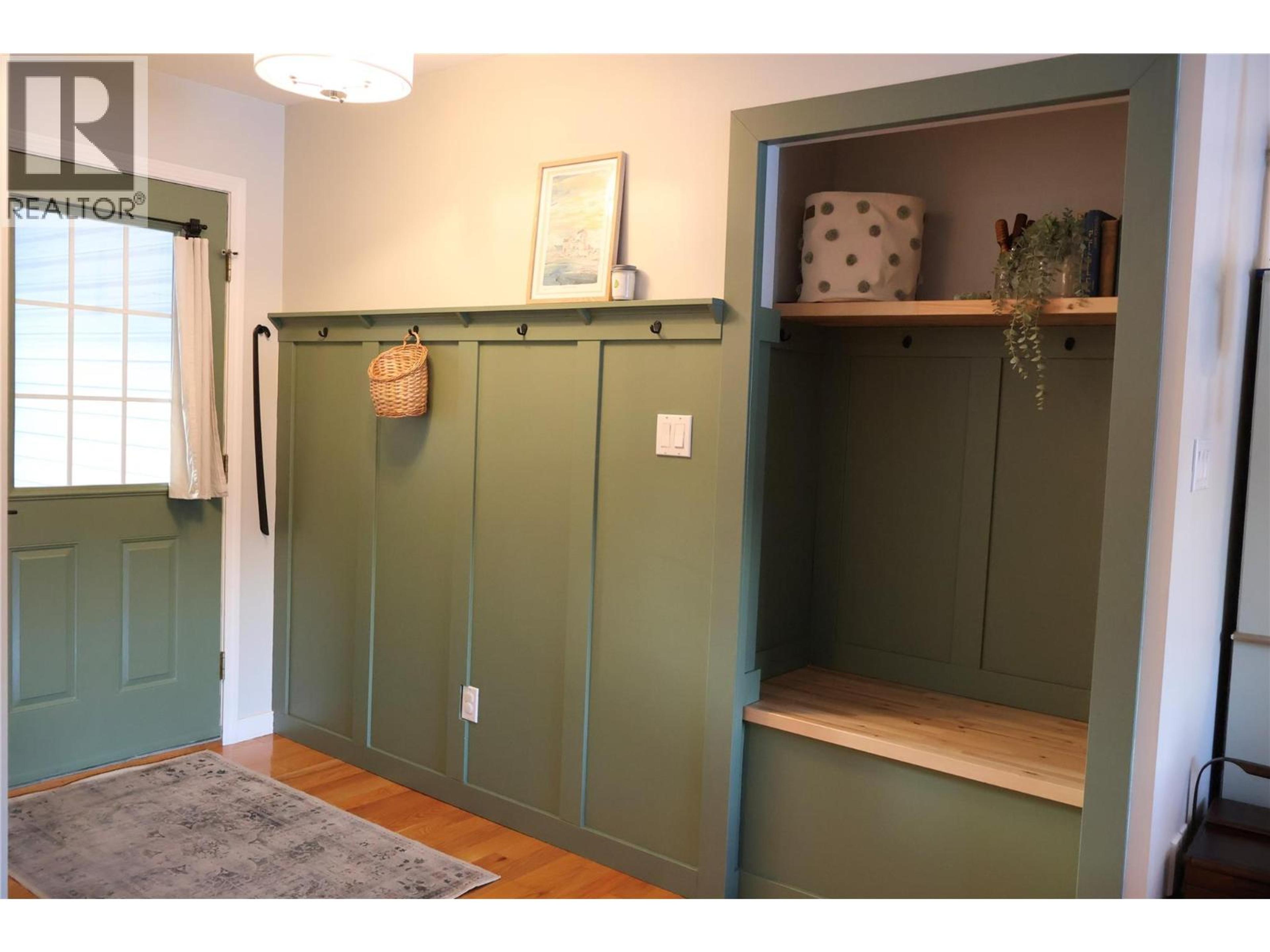 414 RIVERGLEN DRIVE - 36