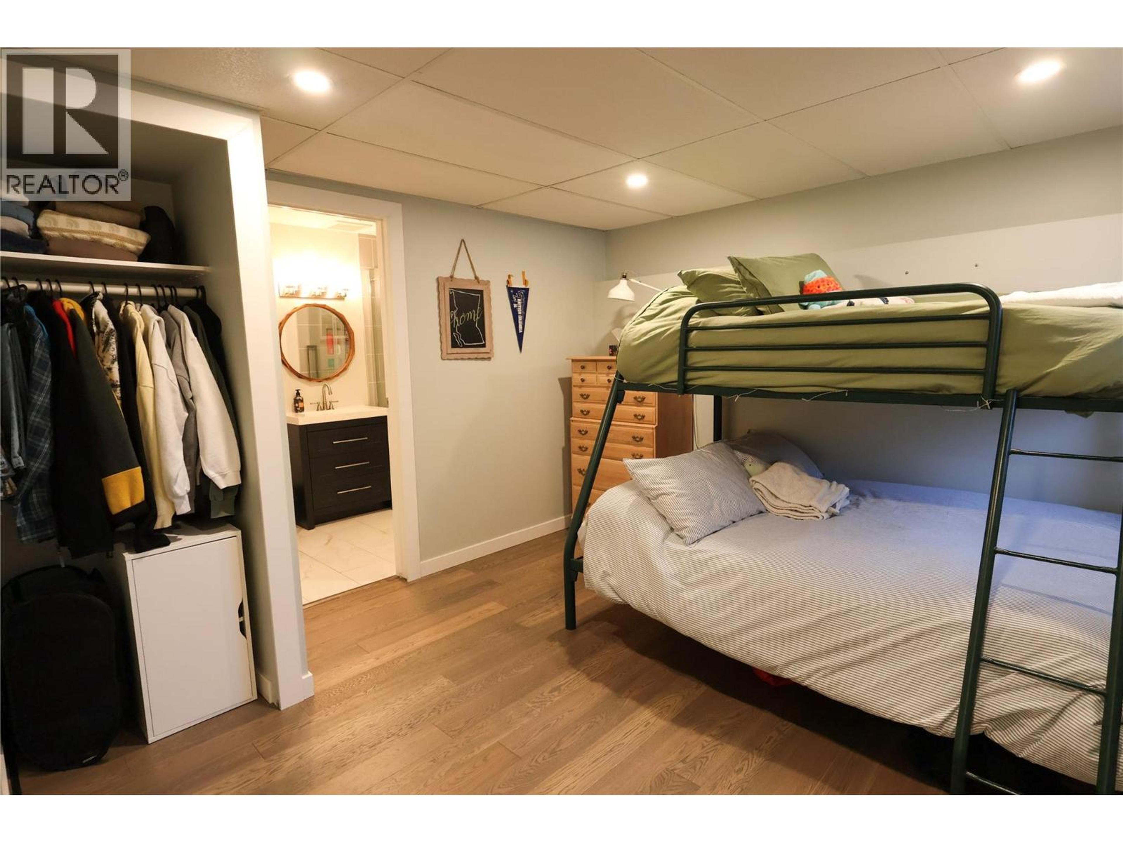 414 RIVERGLEN DRIVE - 56