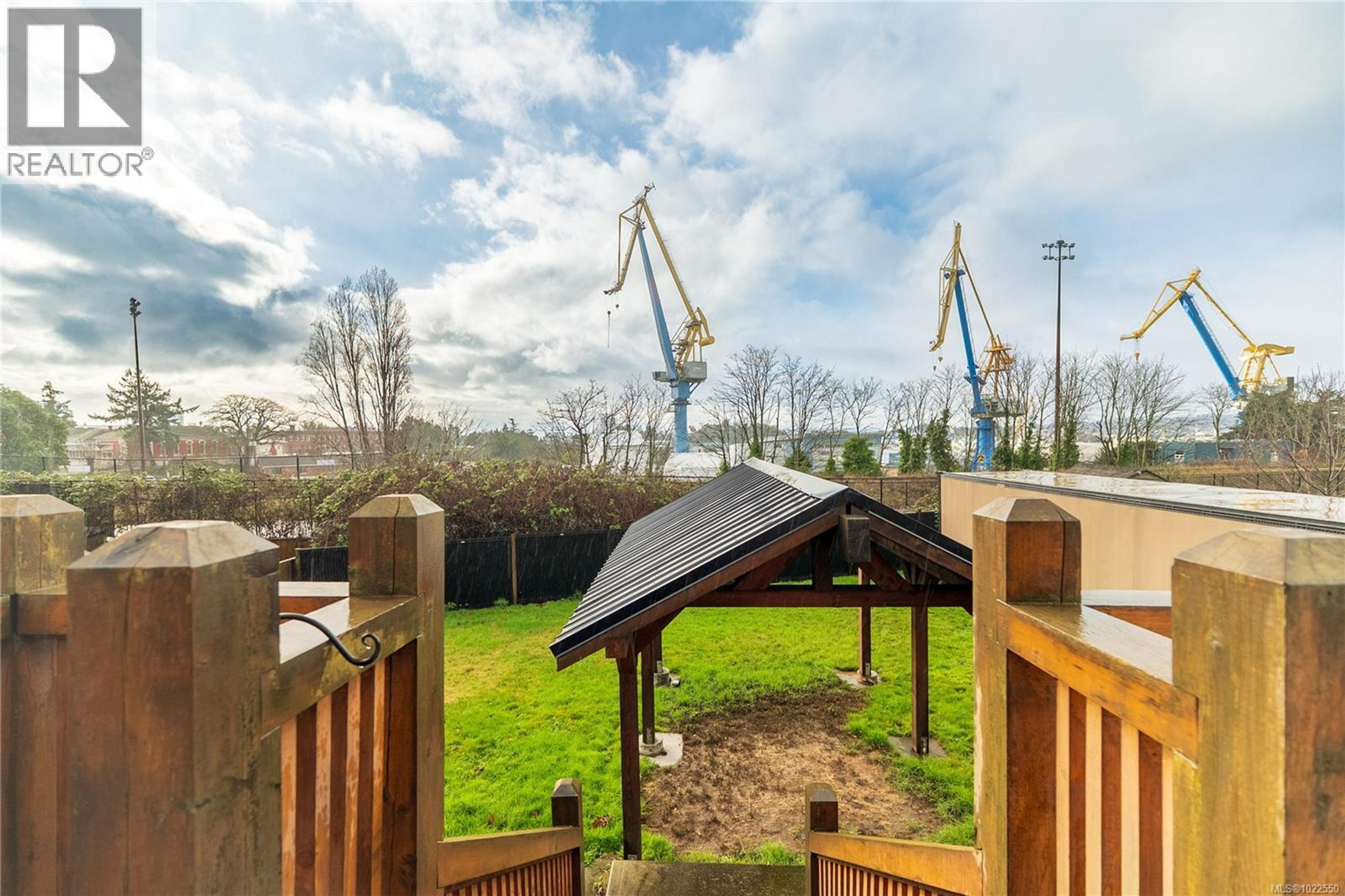 847 ADMIRALS RD - 20