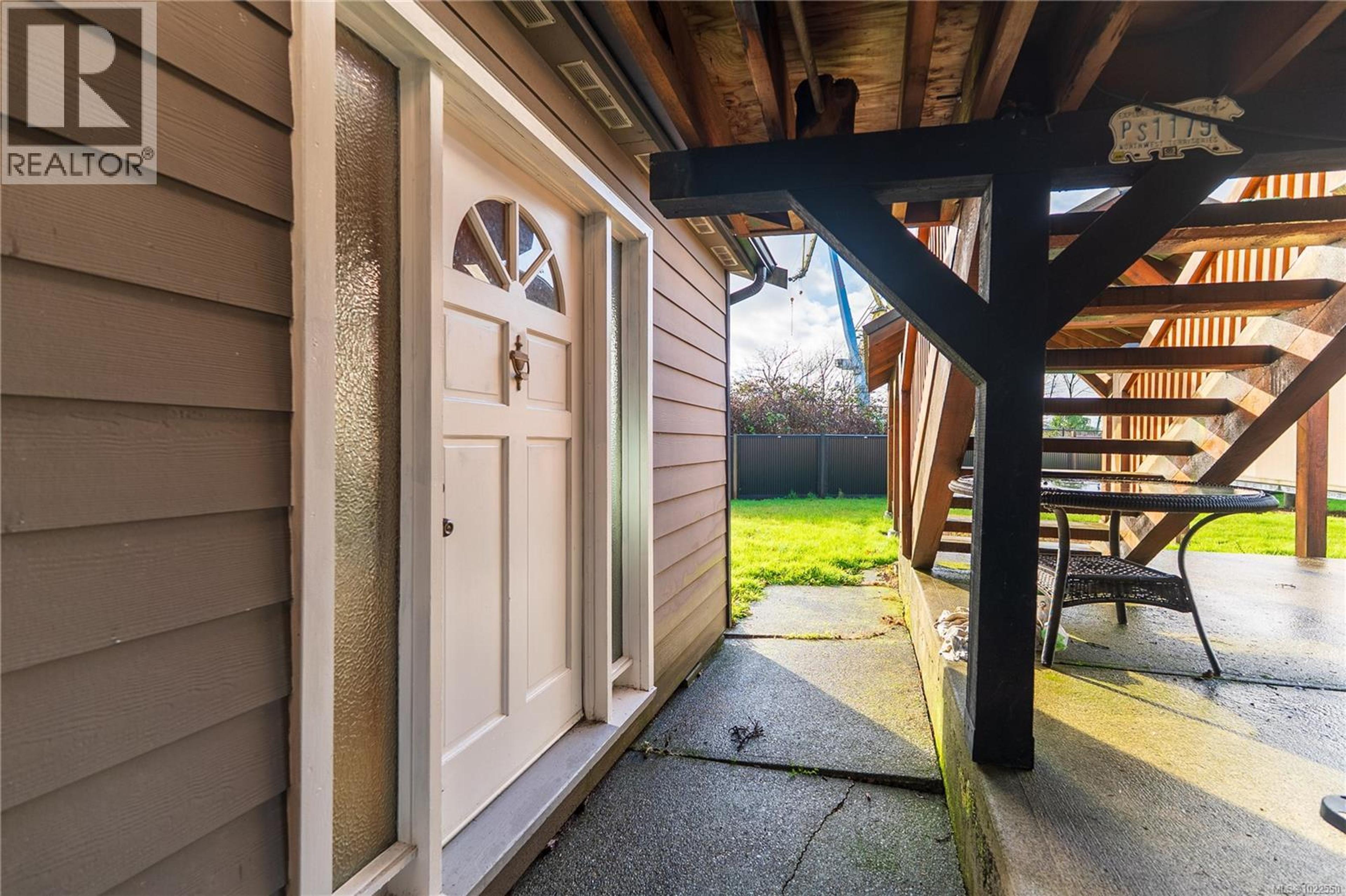 847 ADMIRALS RD - 26