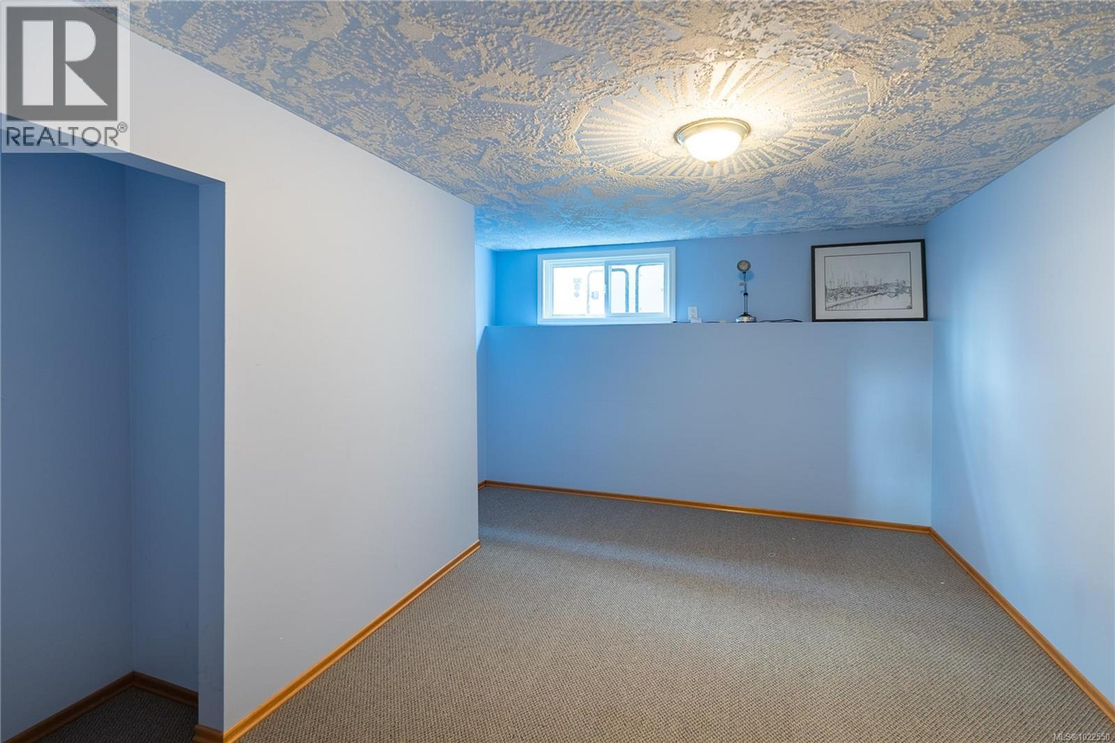 847 ADMIRALS RD - 28