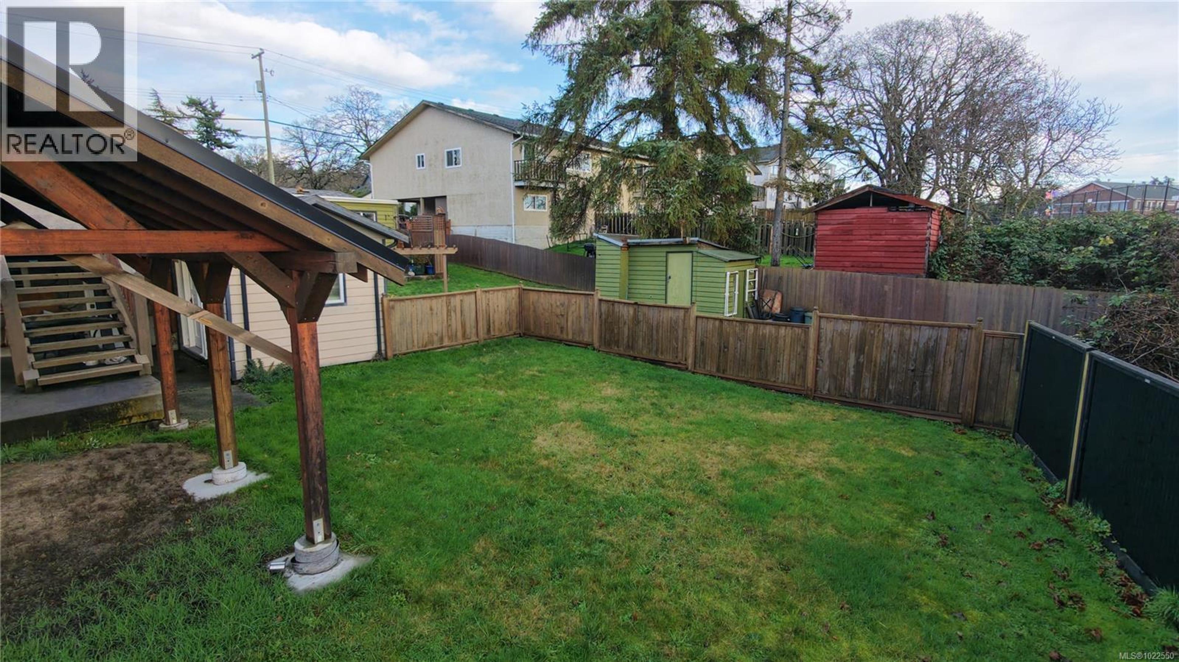 847 ADMIRALS RD - 42