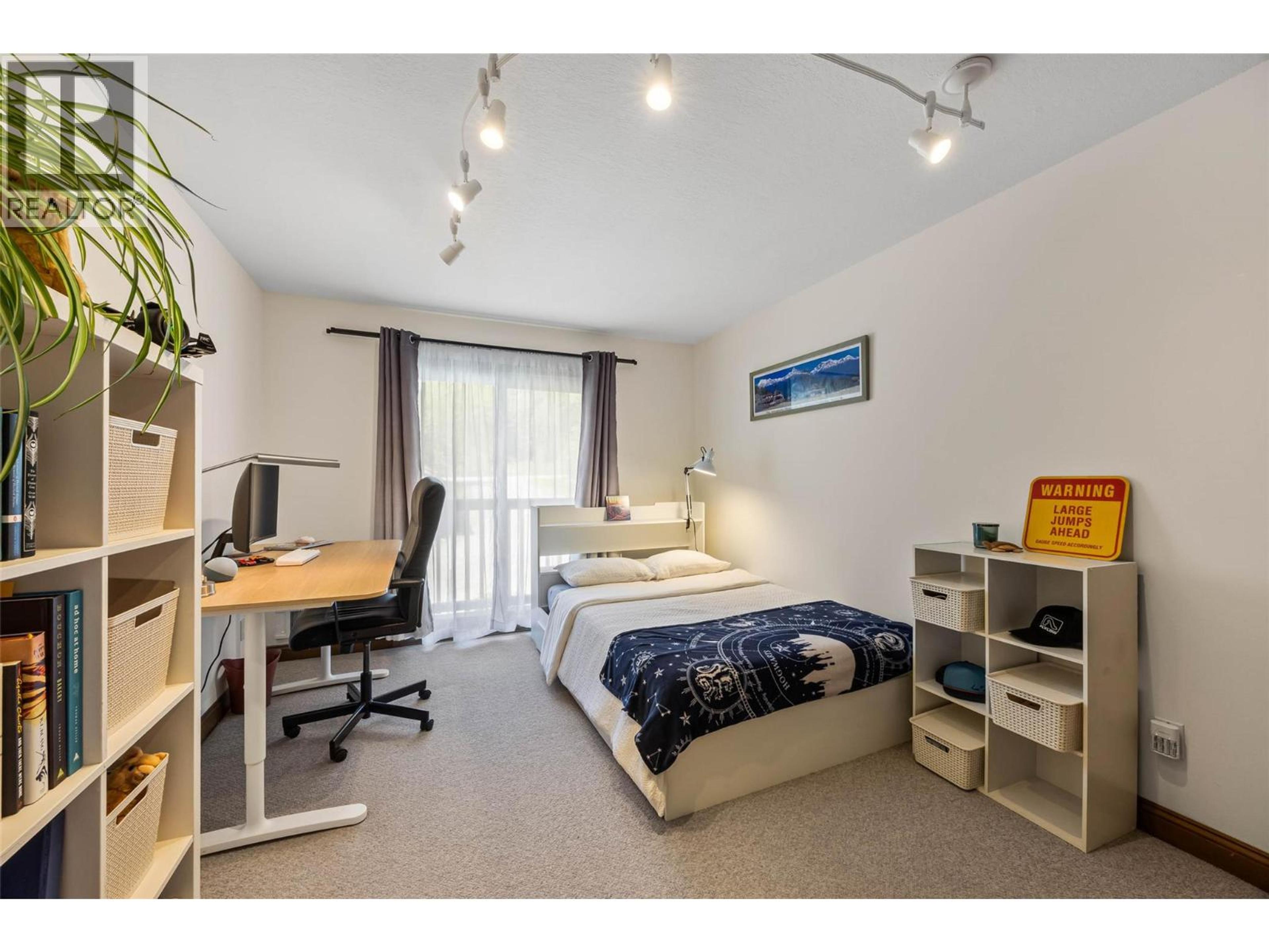 #24 2140 SUN PEAKS ROAD - 15