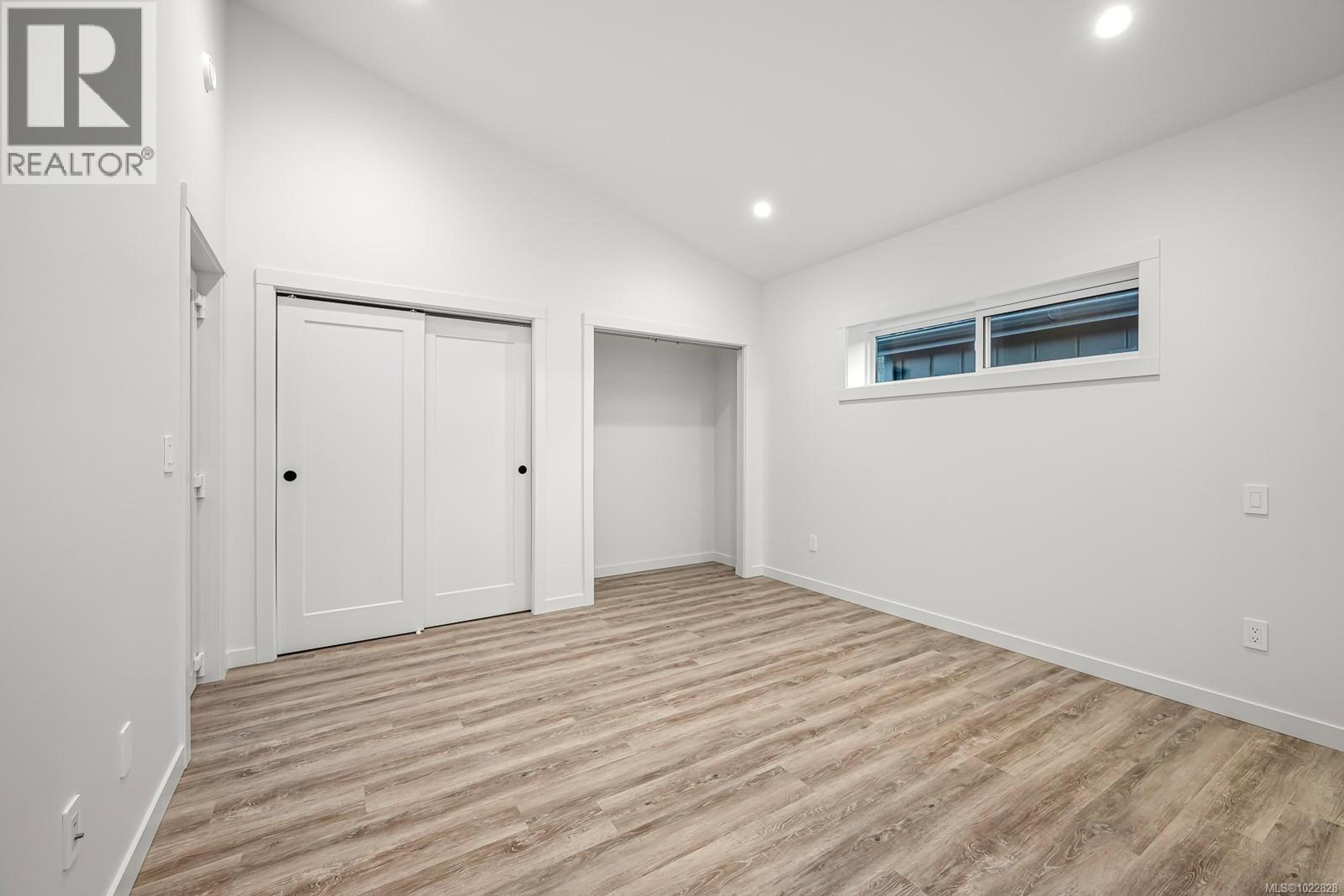 #41 3025 ROYSTON RD - 20