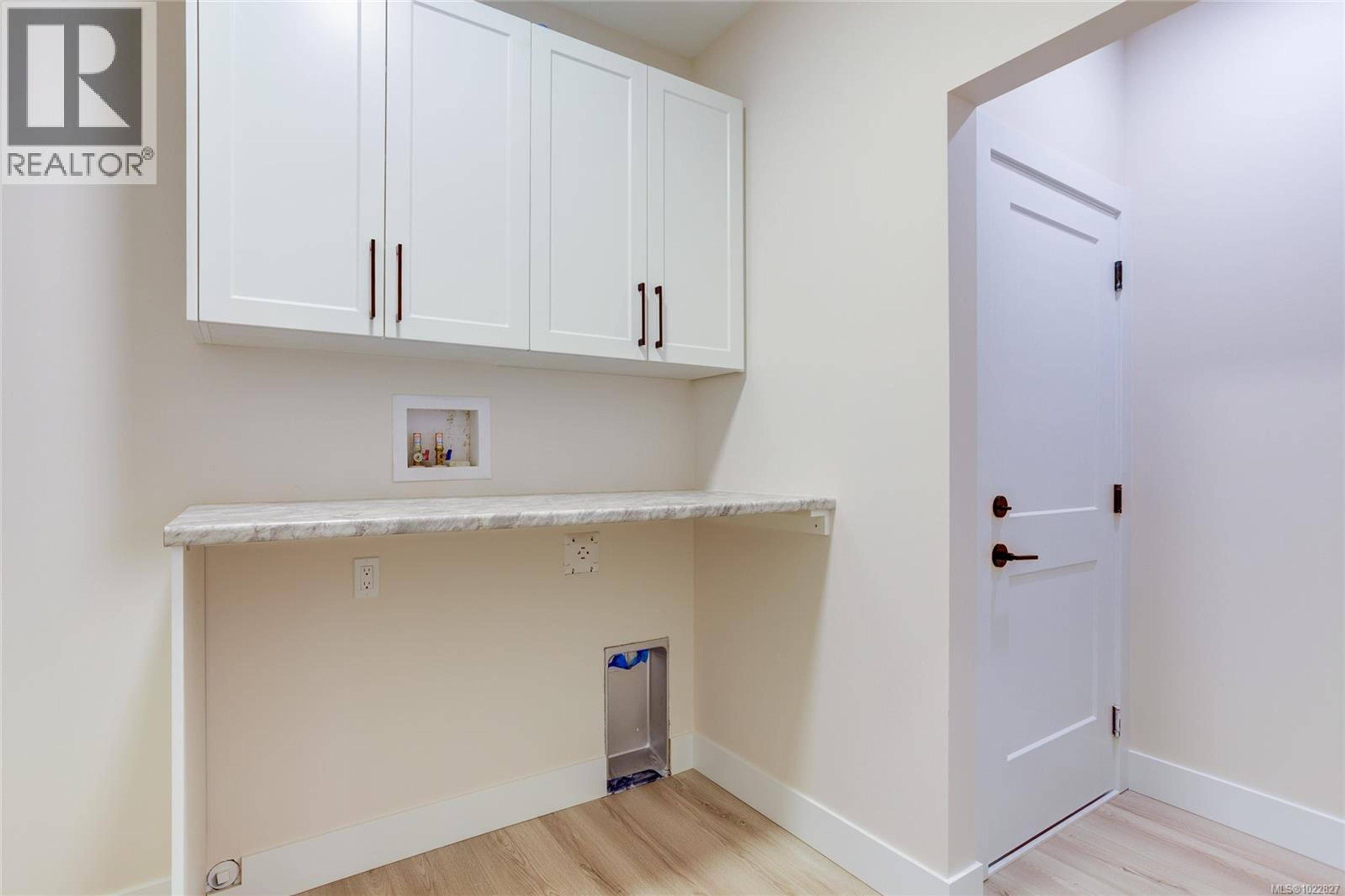 549 MOUNTAIN VIEW DR - 28