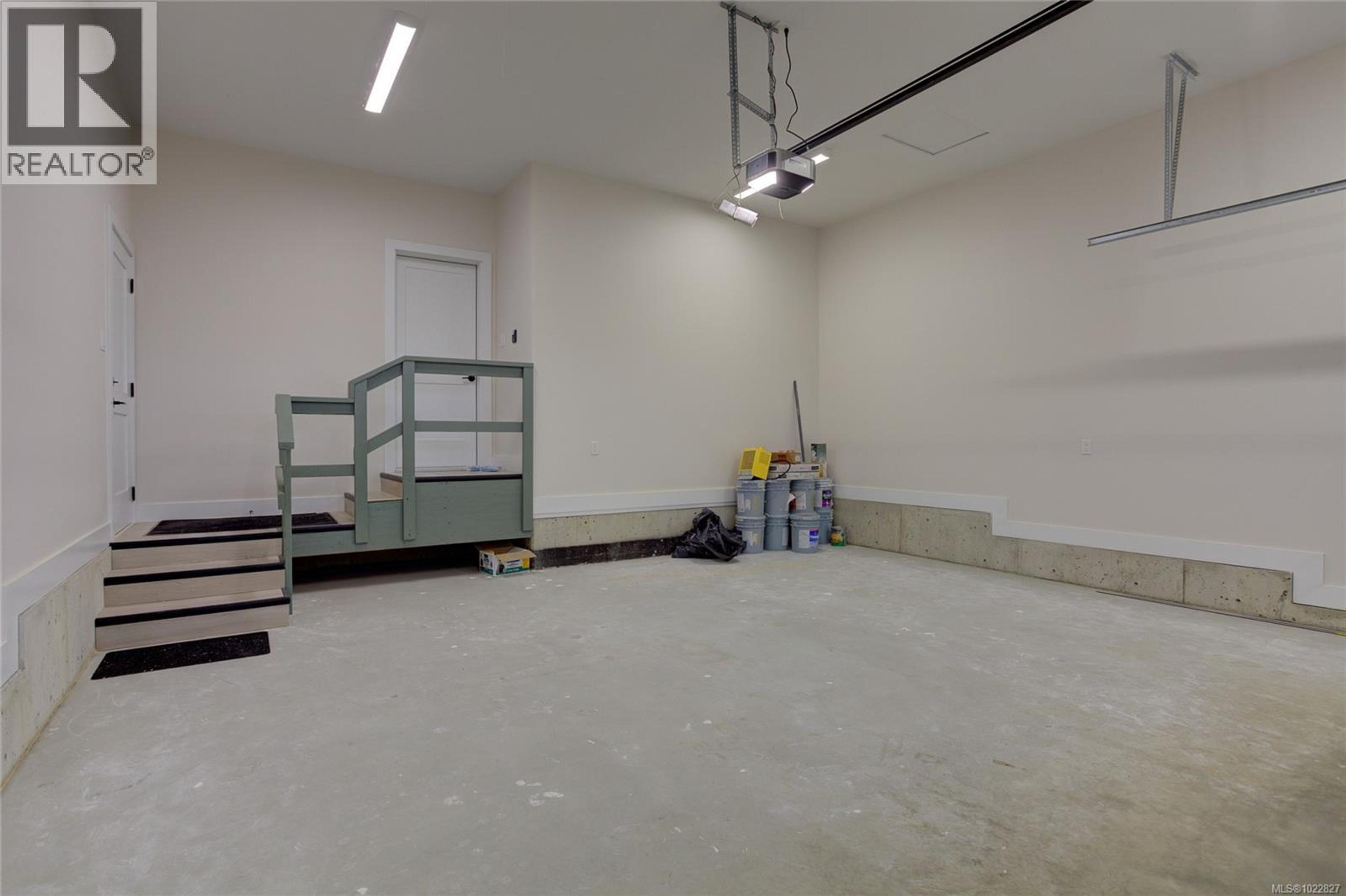 549 MOUNTAIN VIEW DR - 44