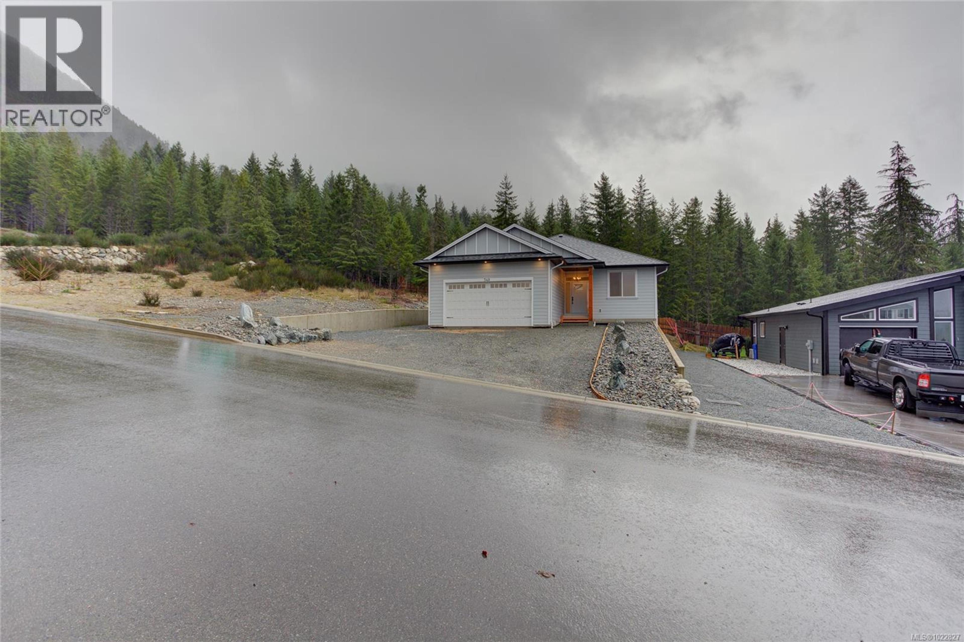 549 MOUNTAIN VIEW DR - 65