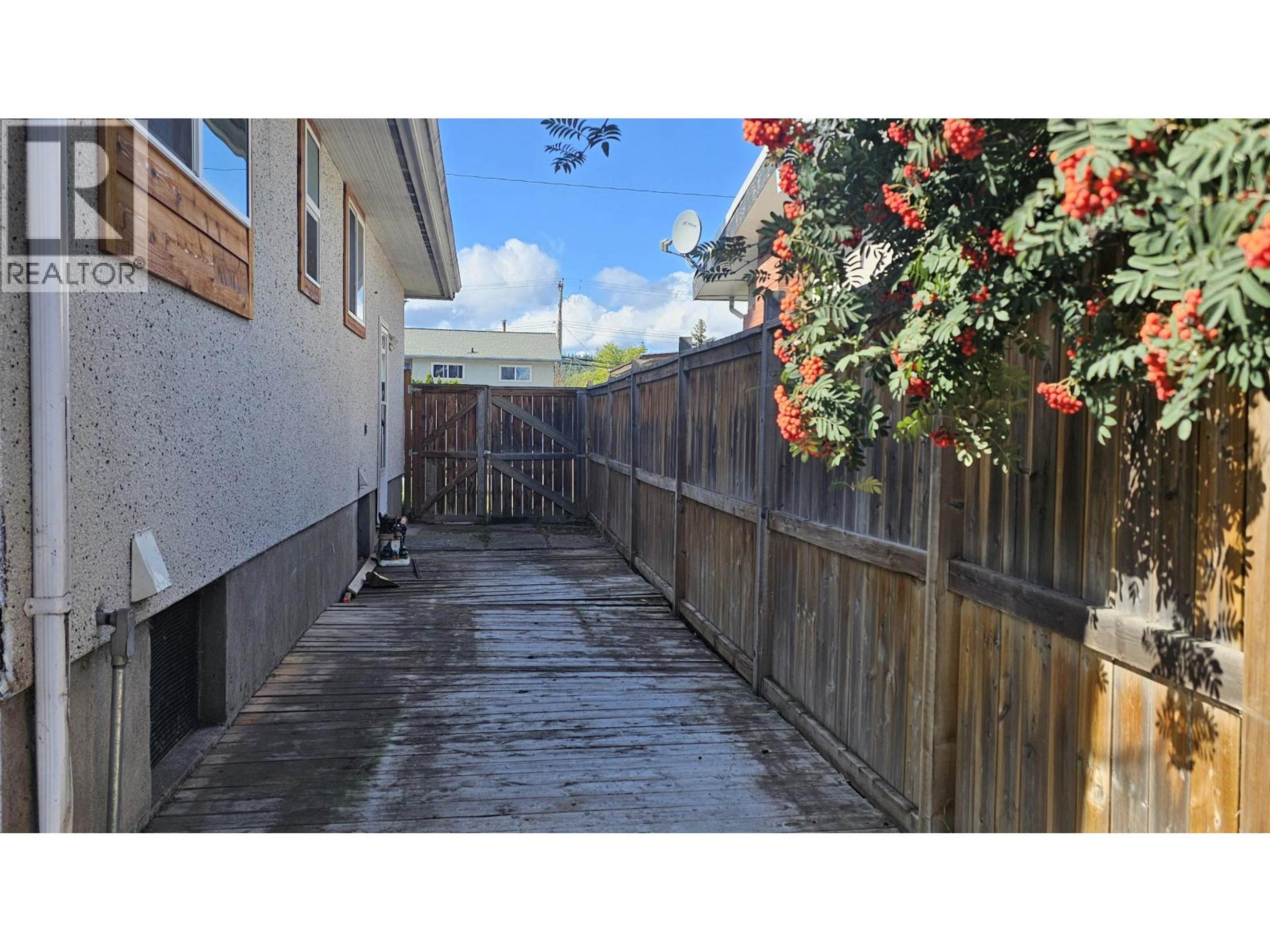 3962 4TH AVENUE - Image 12