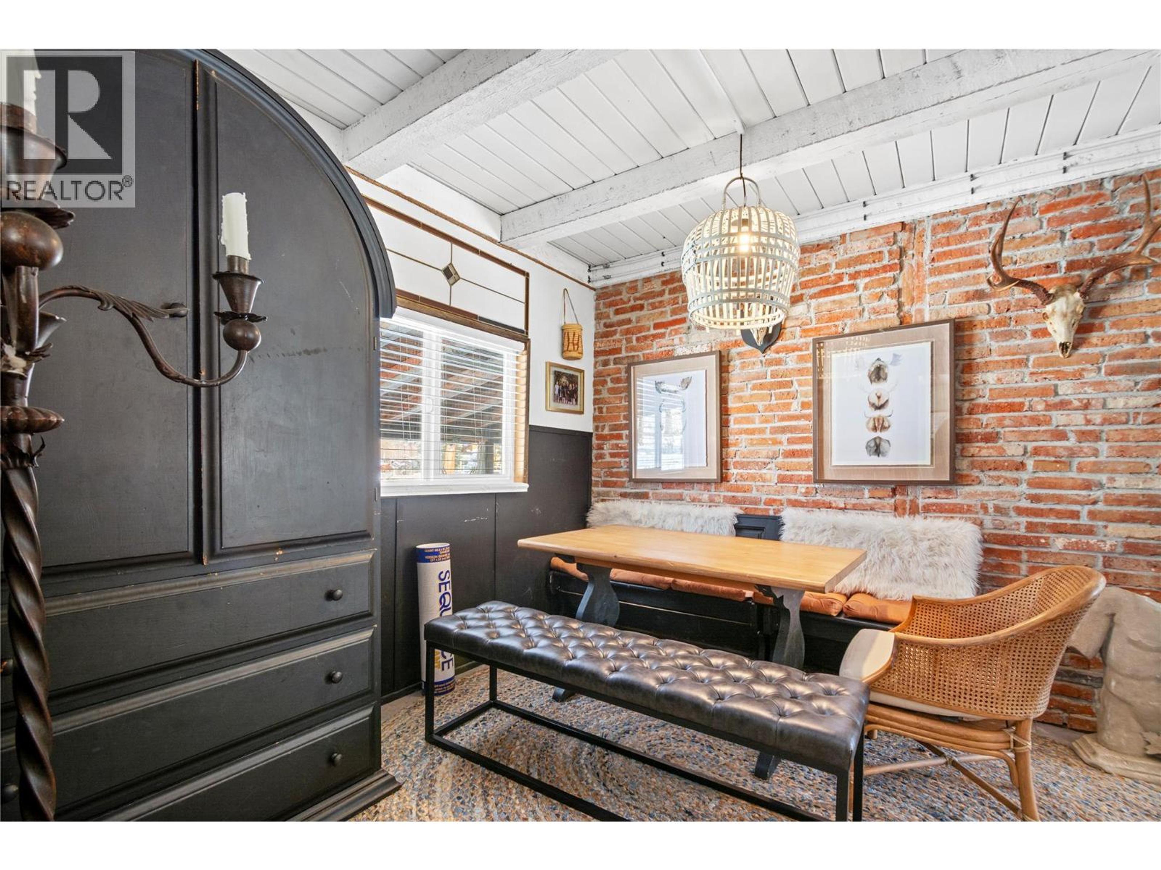 172 6TH STREET - Image 3