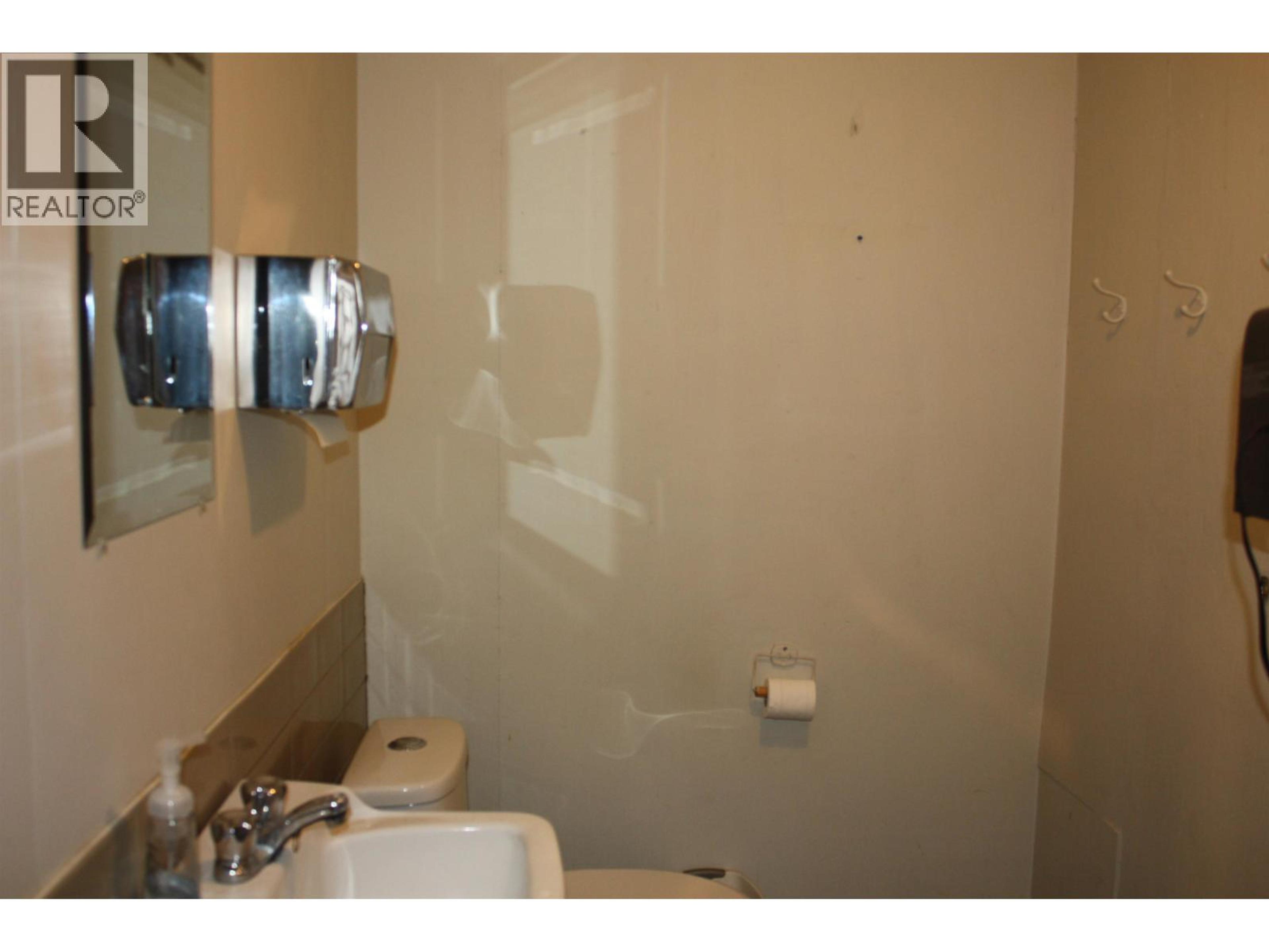 9708 SIKANNI ROAD - Image 11