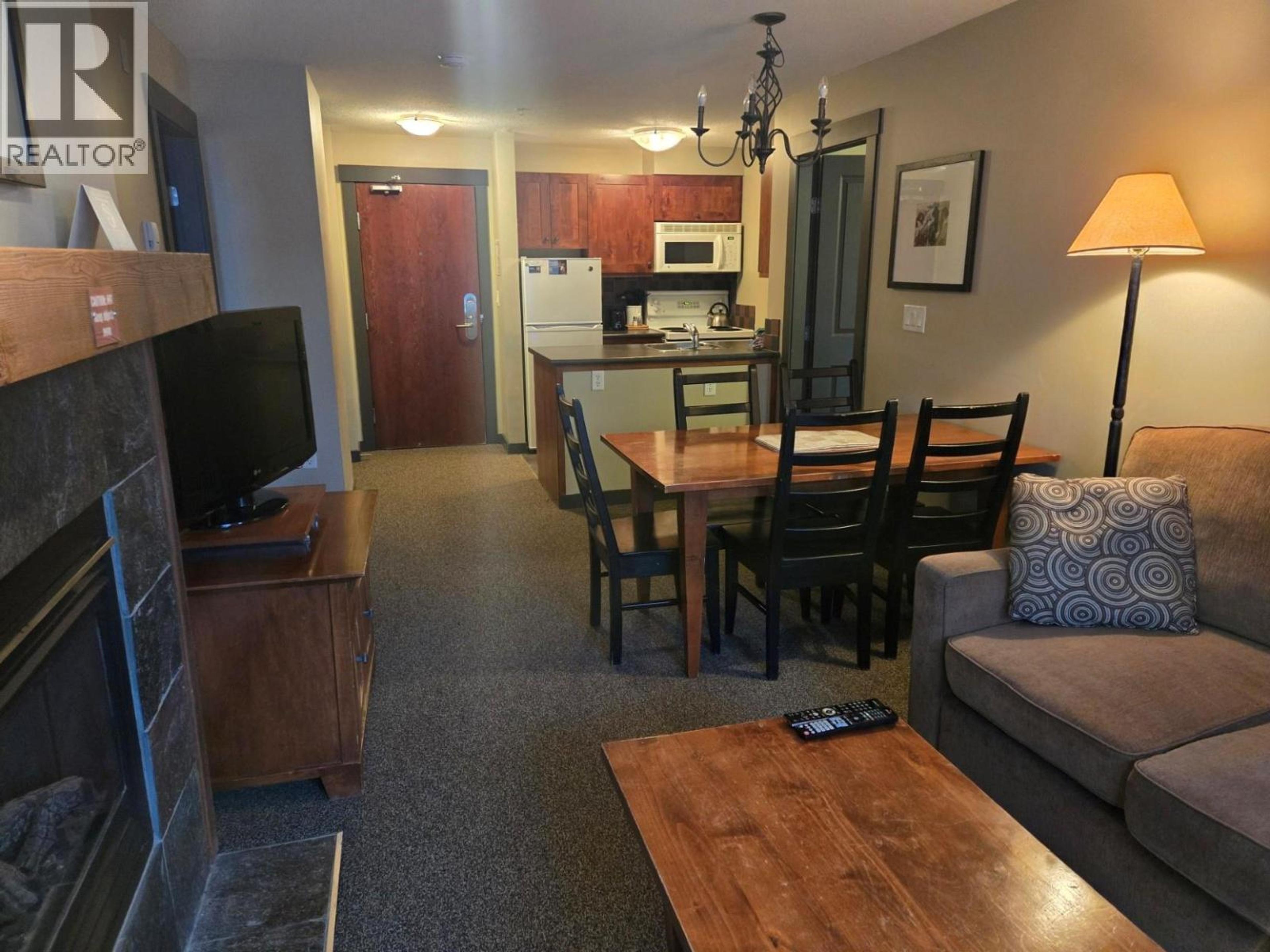 #406 2070 SUMMIT DRIVE - Image 4