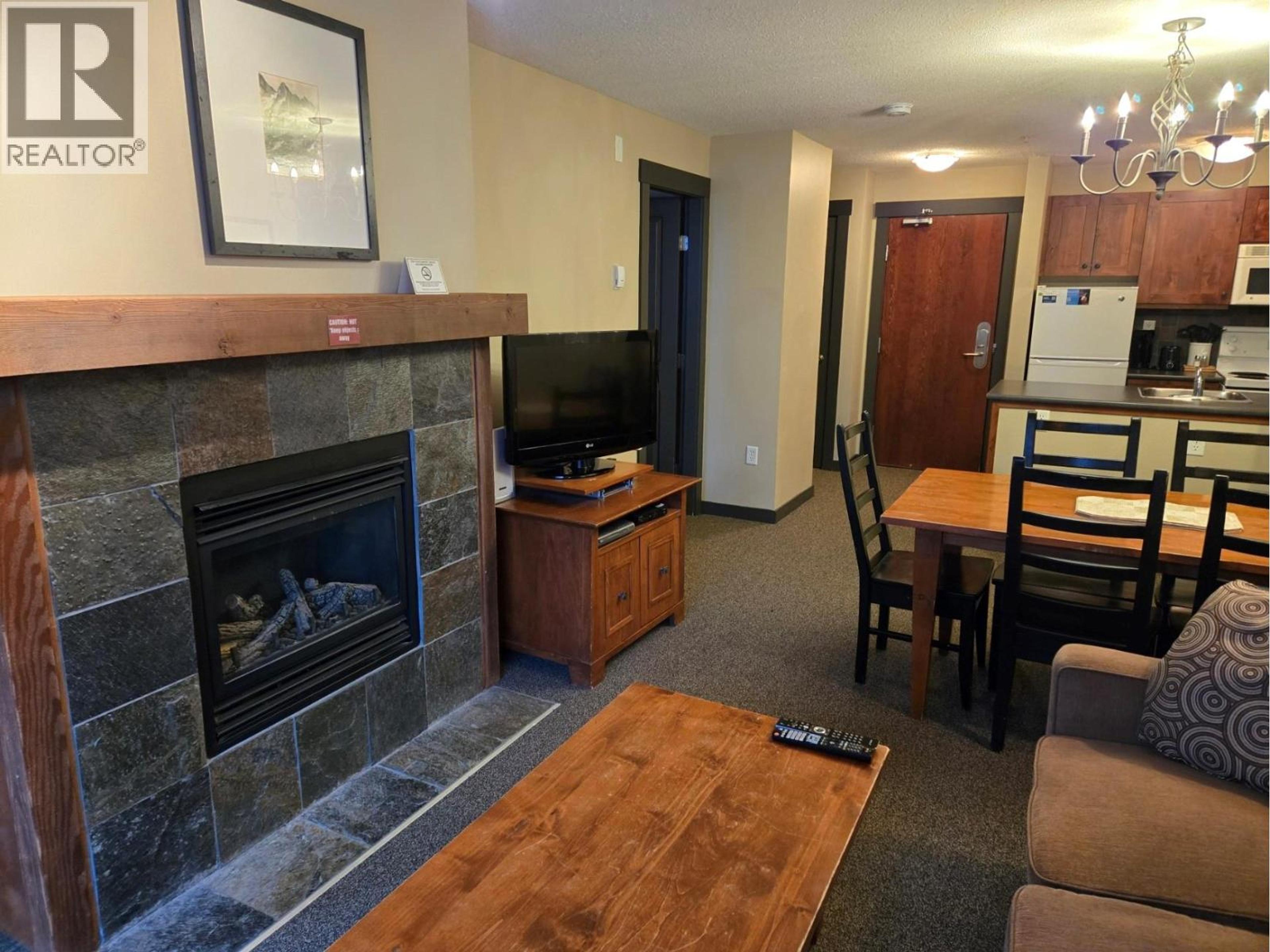 #406 2070 SUMMIT DRIVE - Image 7