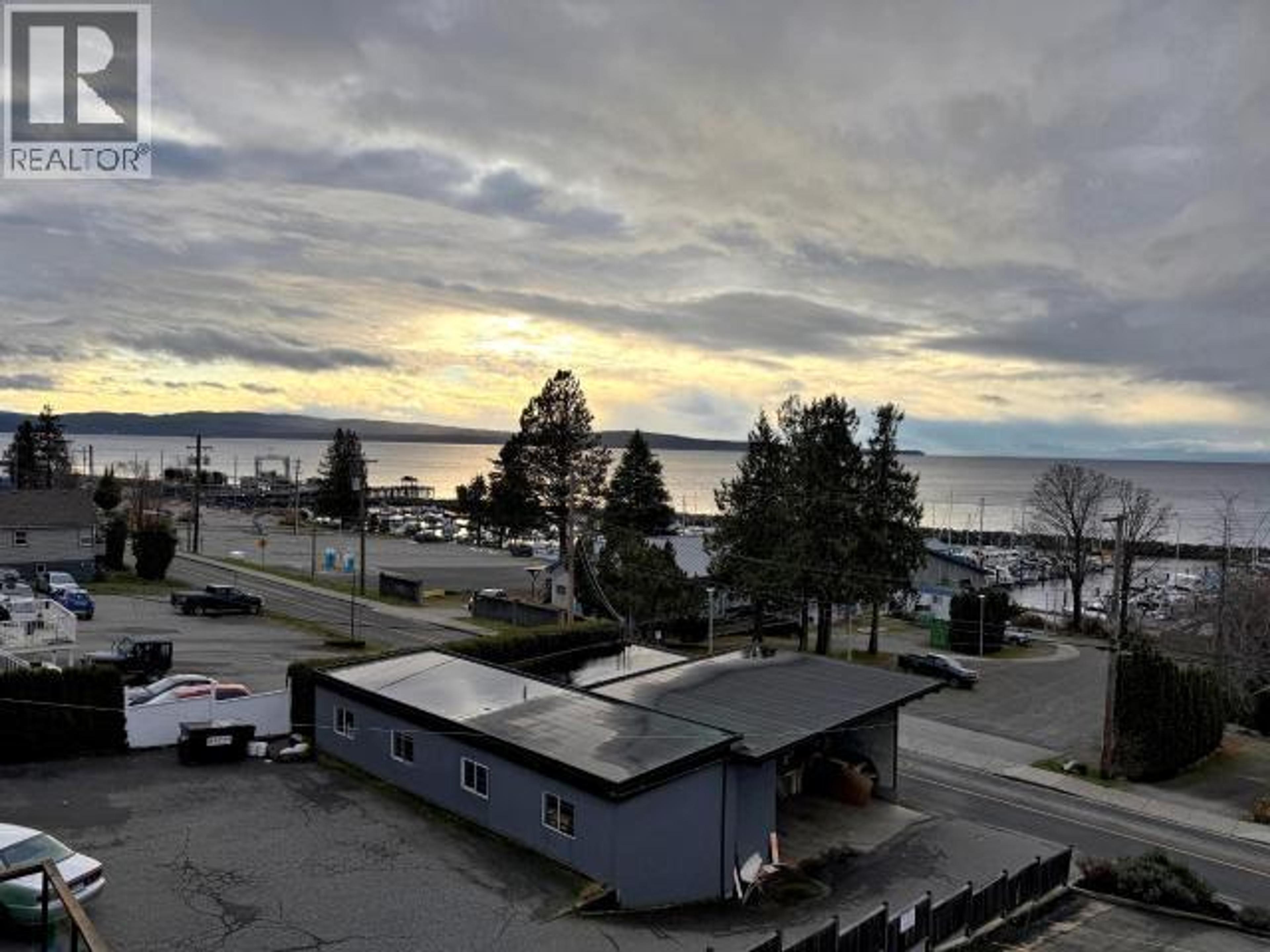 4555 MARINE AVE - Image 4