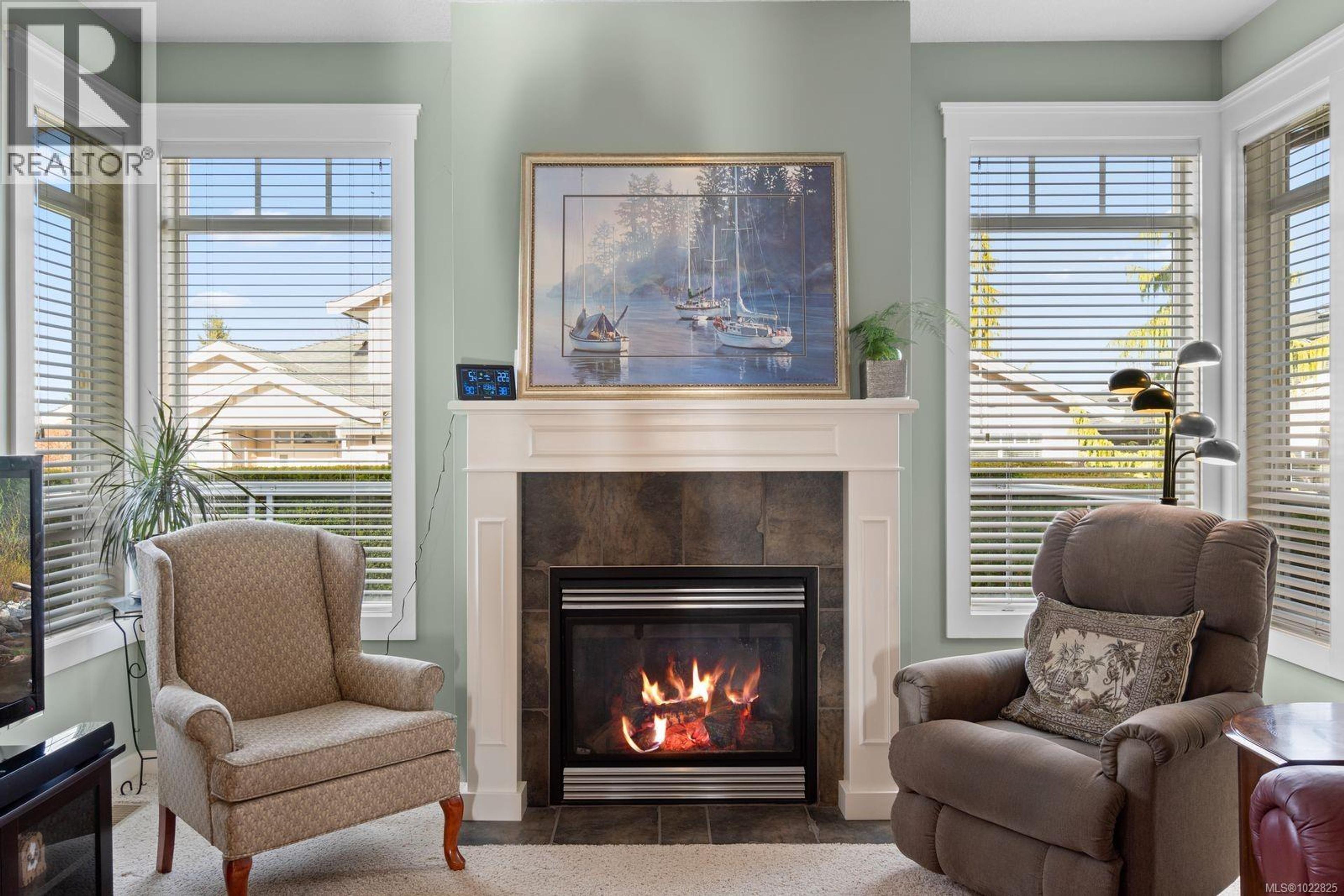 #15 500 RUSSELL RD - 9