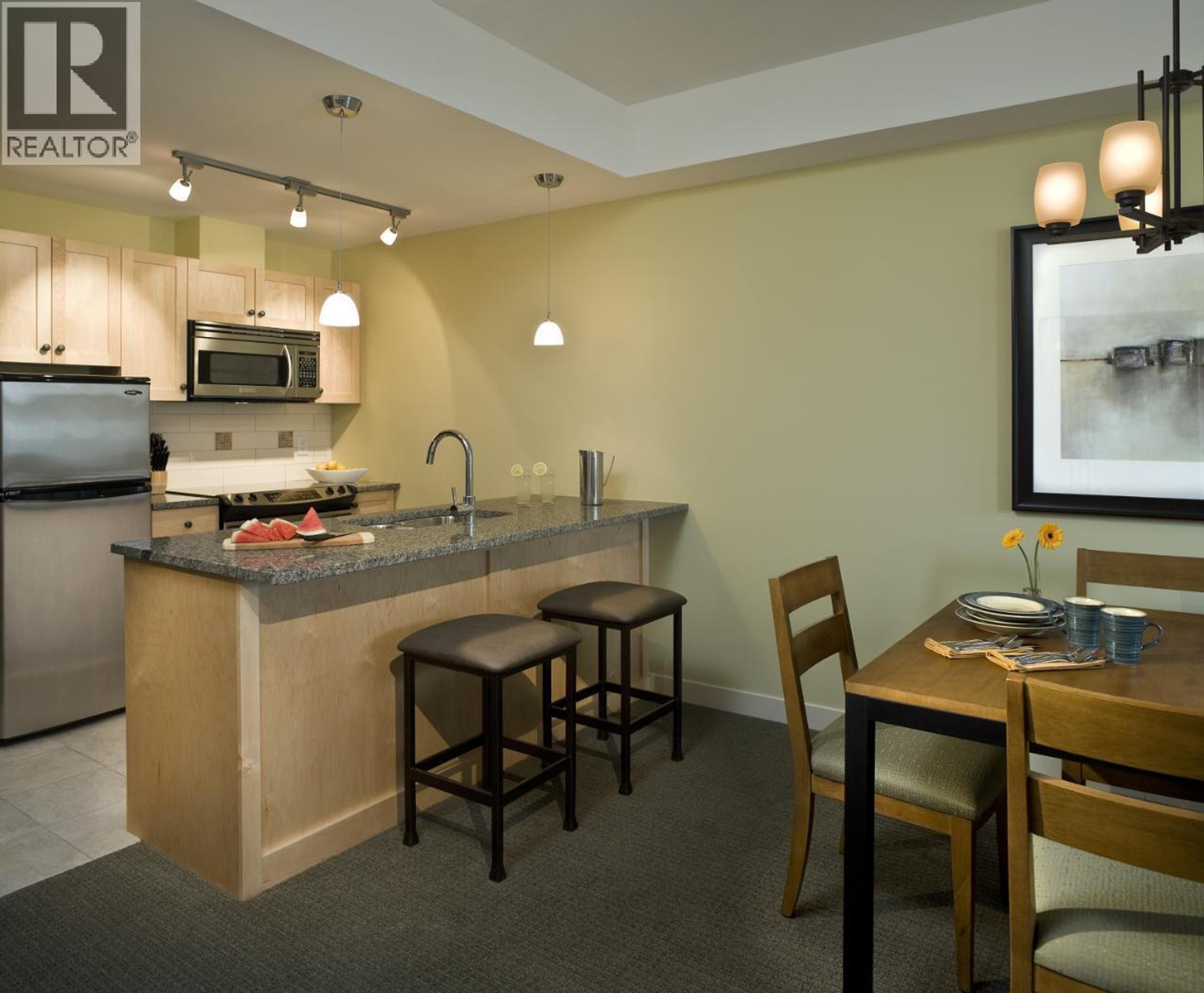 #204 4200 LAKESHORE DRIVE - 5