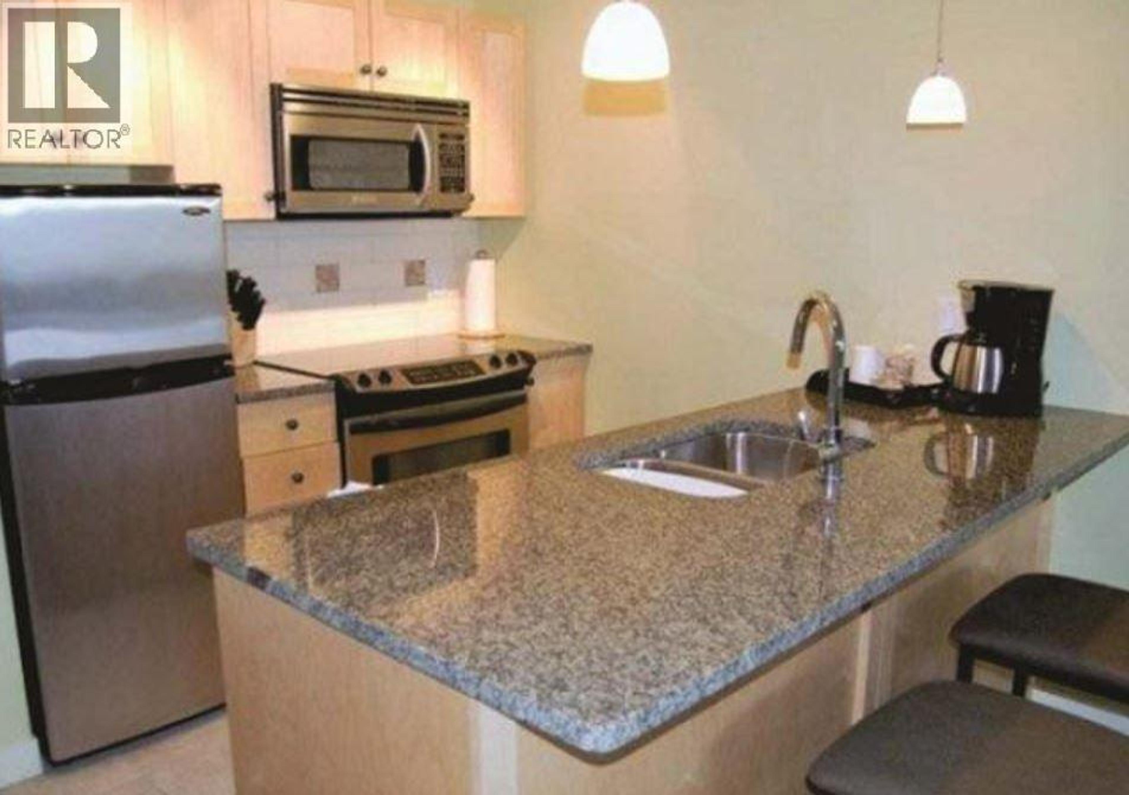 #204 4200 LAKESHORE DRIVE - 6