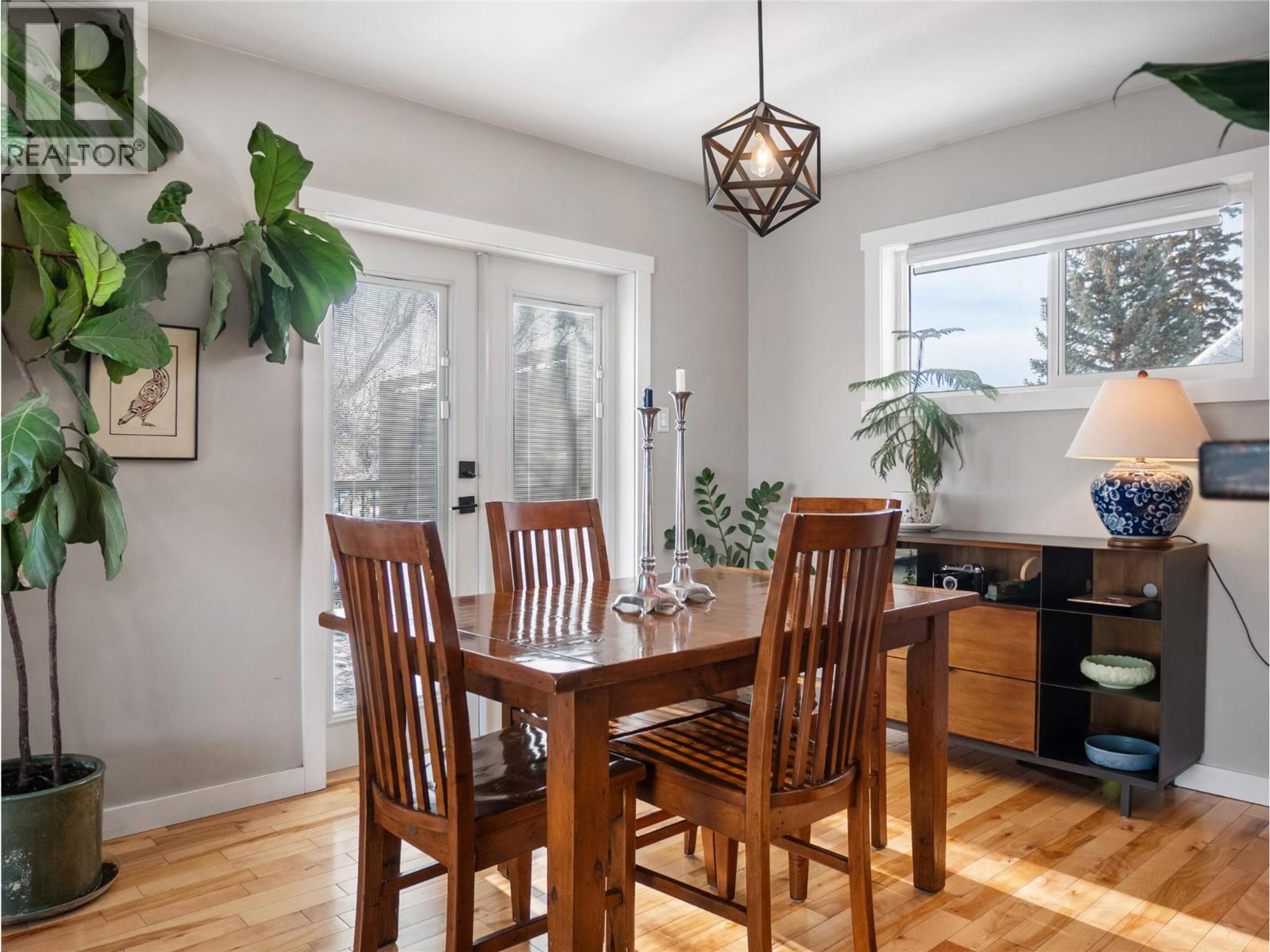 1500 105 AVENUE - 15