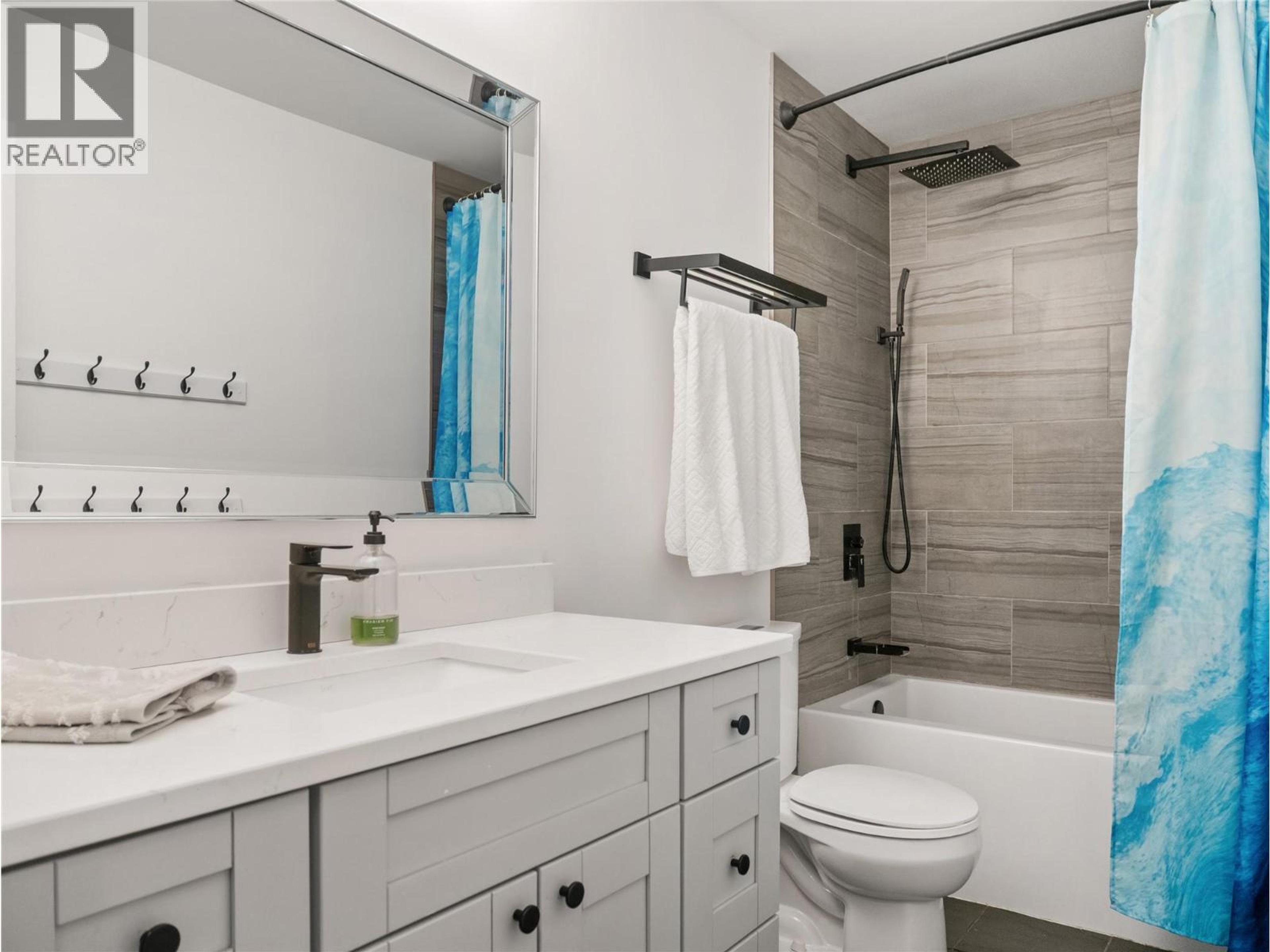 1500 105 AVENUE - 17