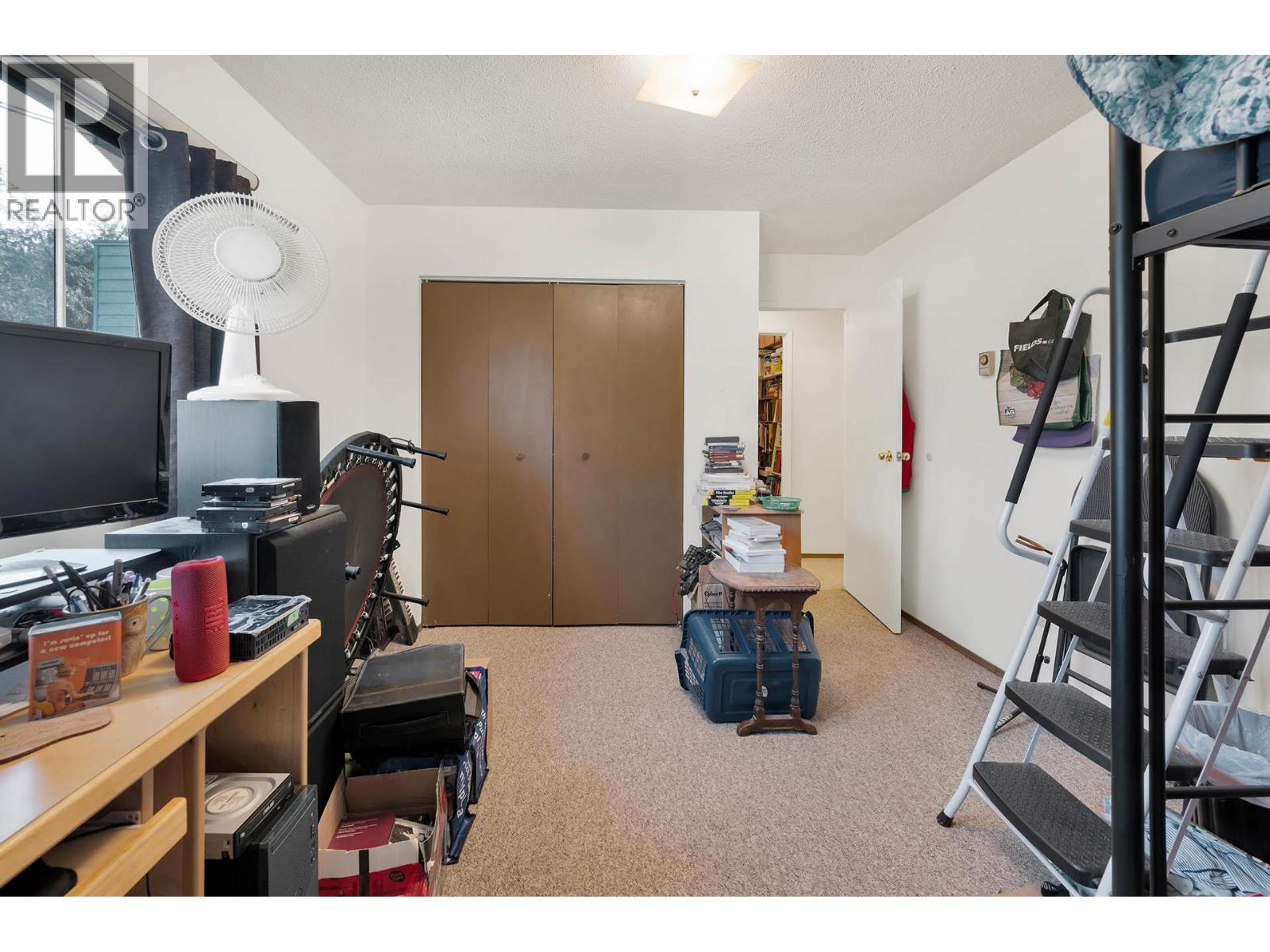 #5 245 PARK DRIVE - 16