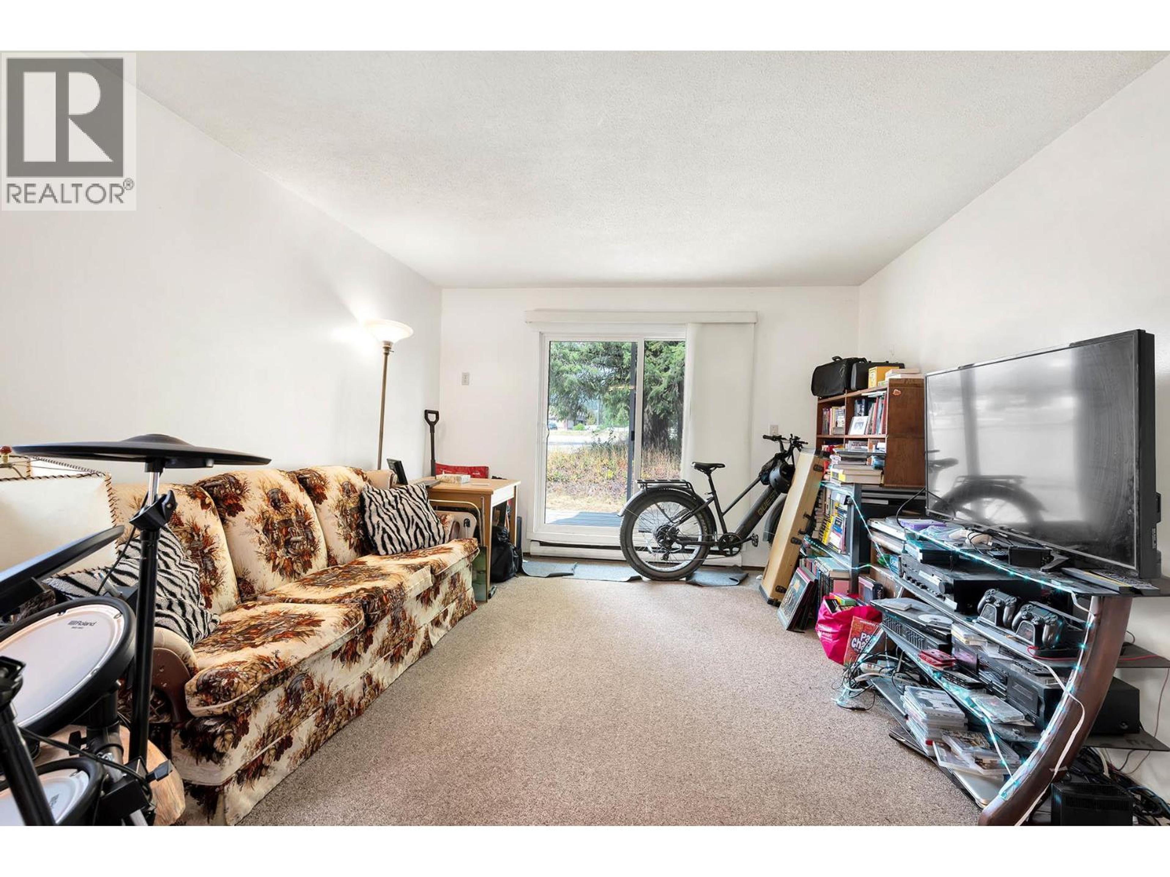 #5 245 PARK DRIVE - 9