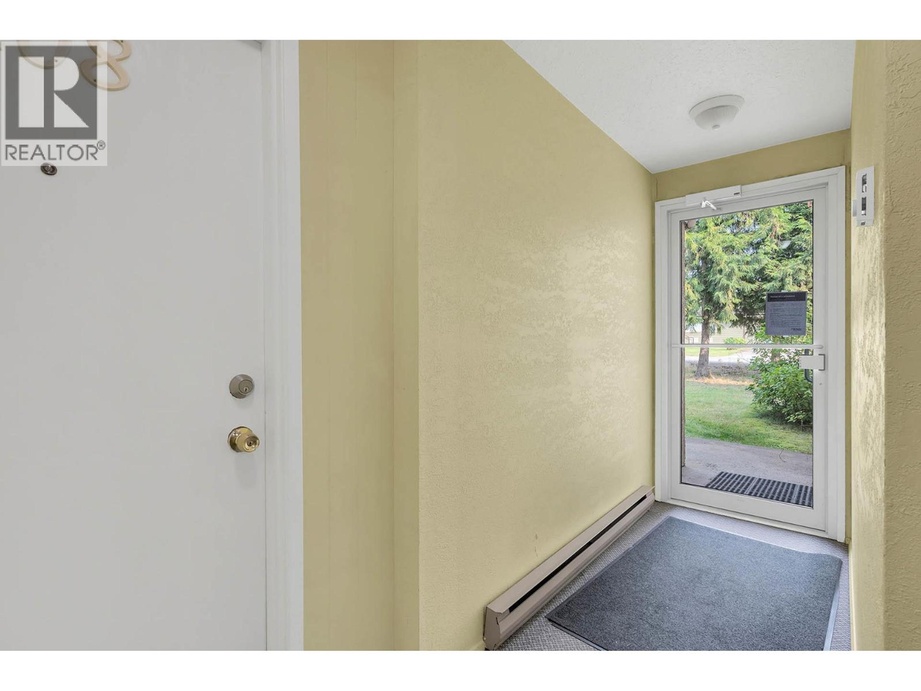 #5 245 PARK DRIVE - 19