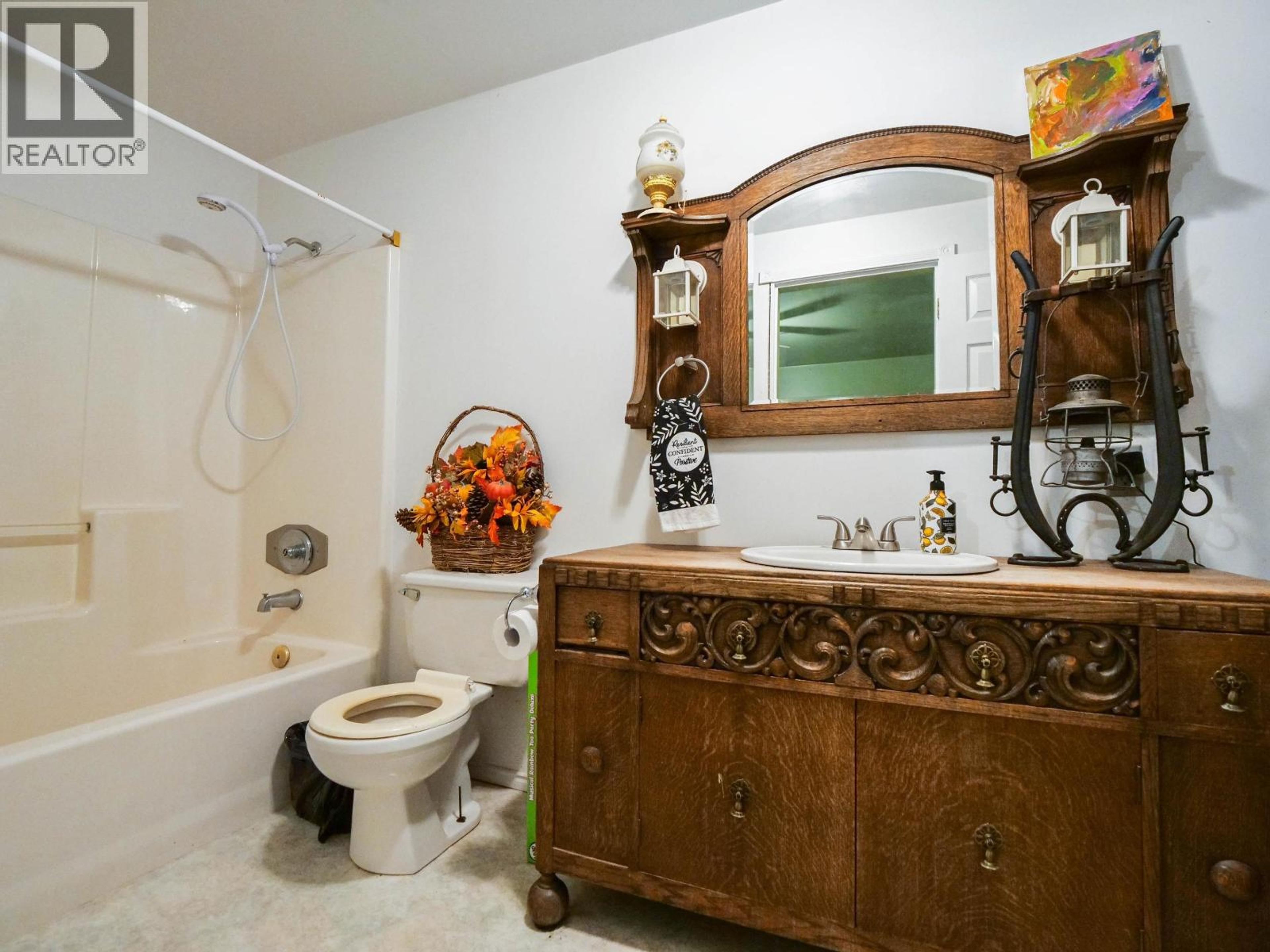 3765 S 97 HIGHWAY - 39