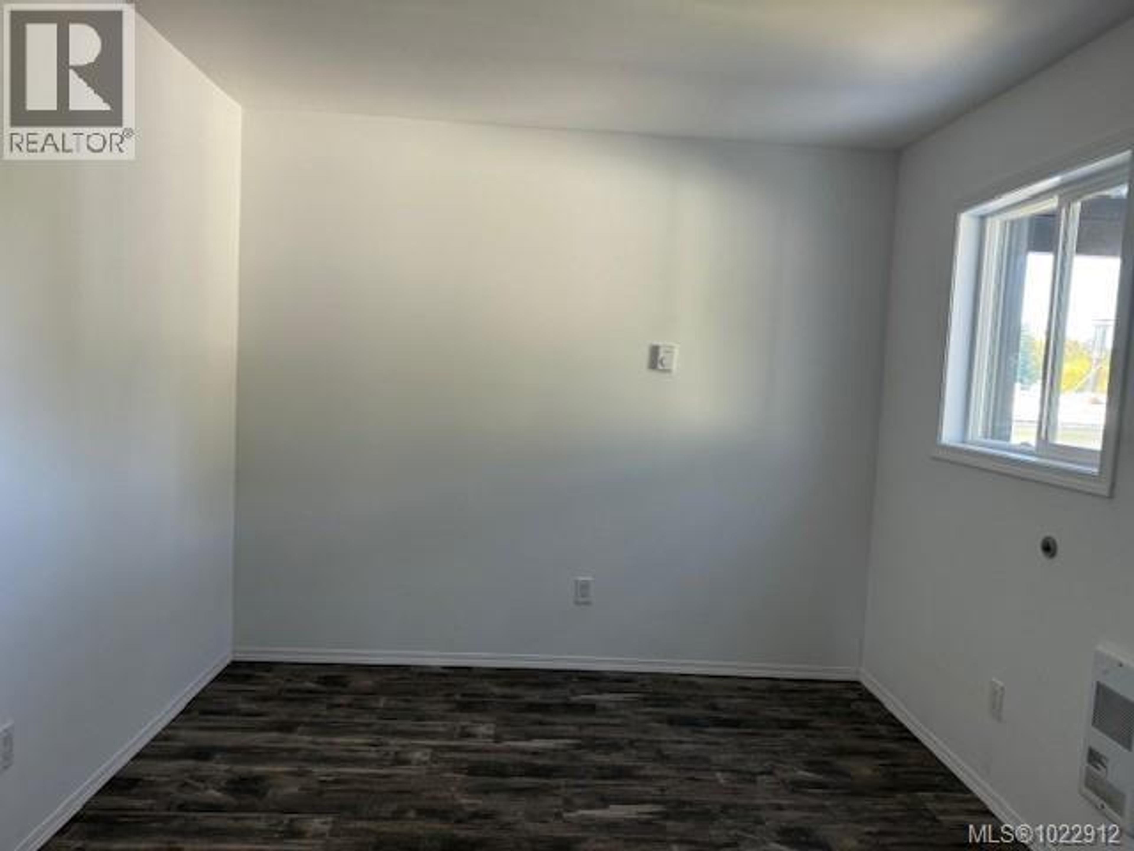 #74 5250 BEAVER HARBOUR RD - Image 11