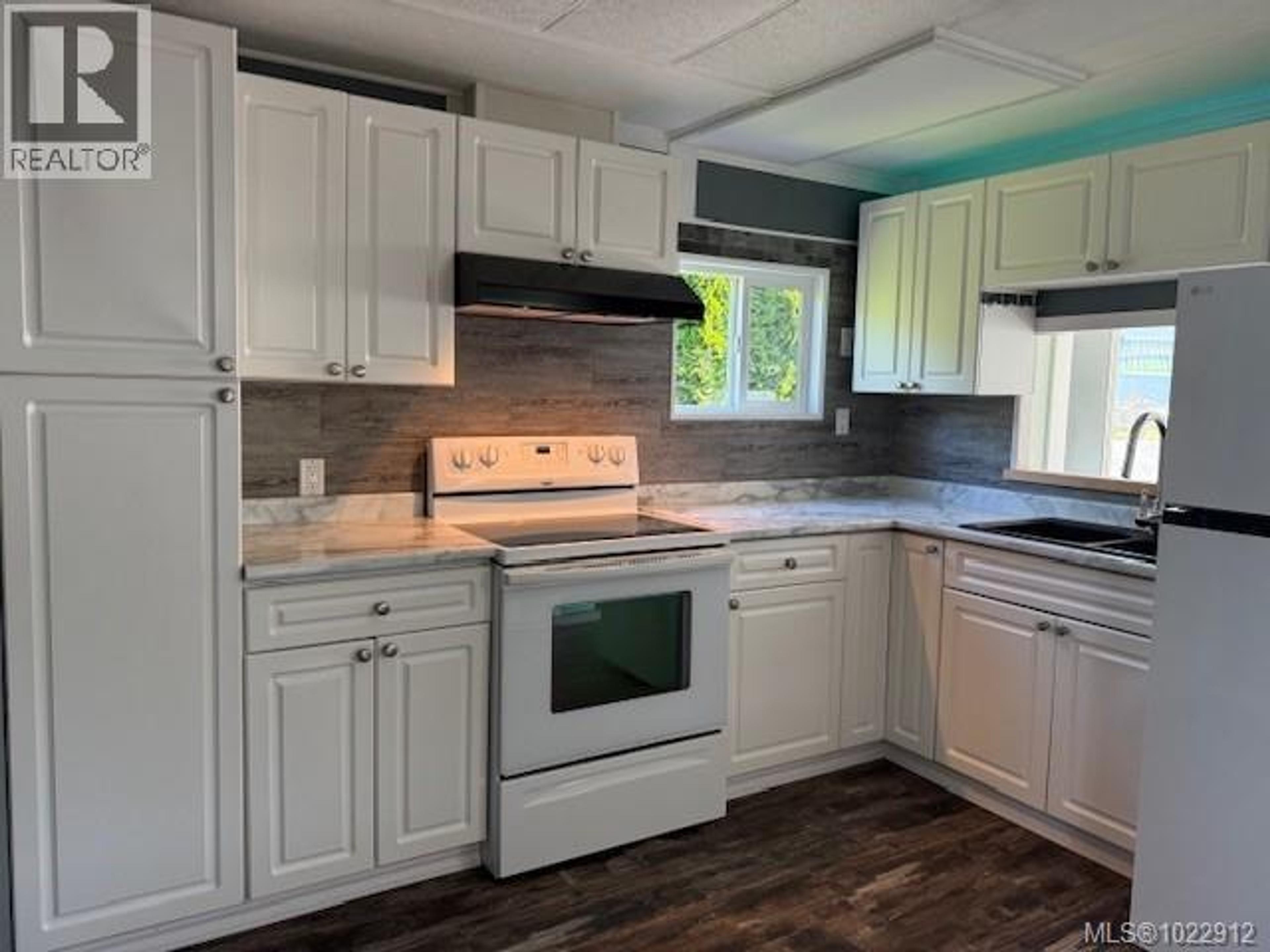 #74 5250 BEAVER HARBOUR RD - Image 7