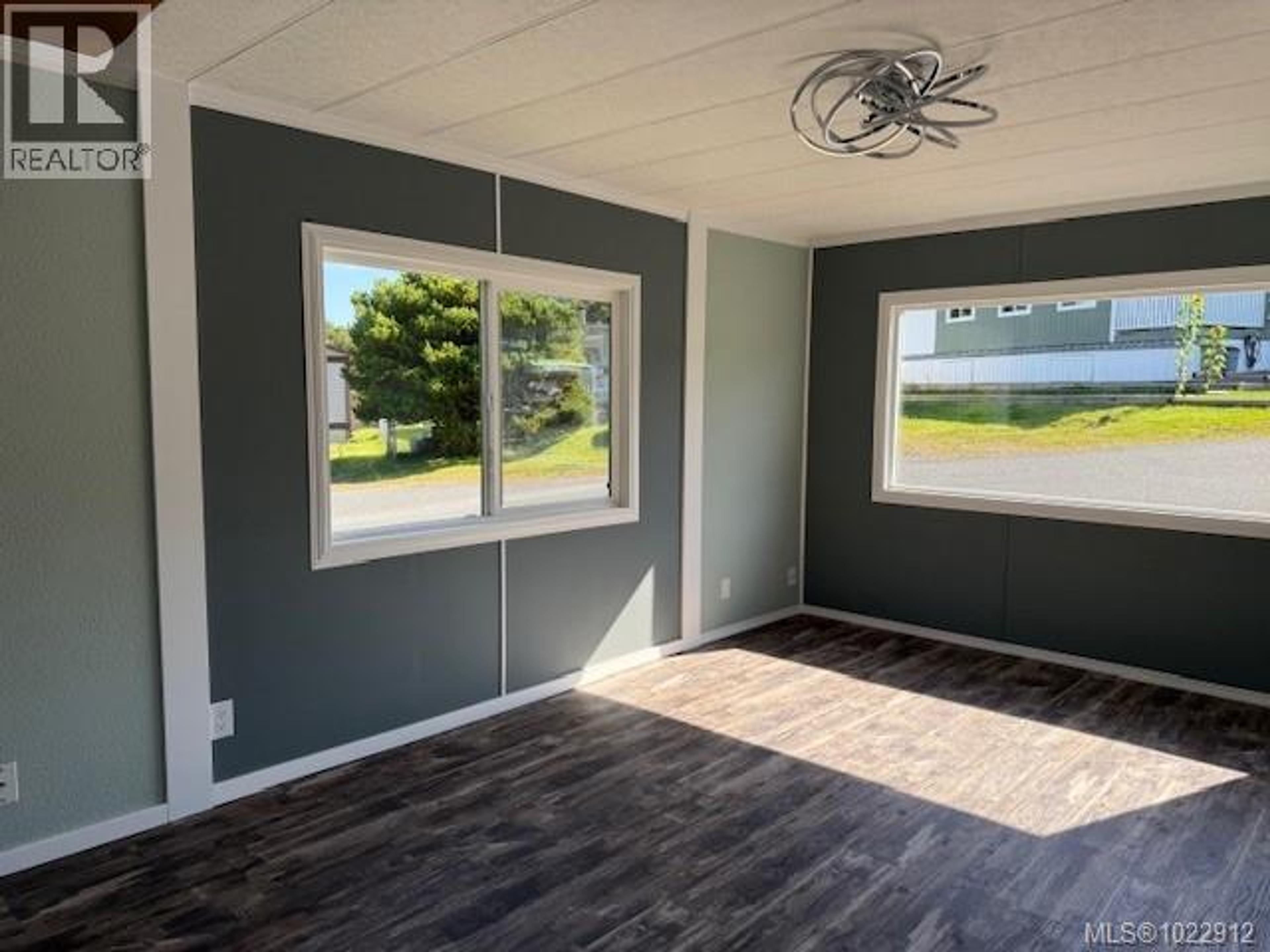 #74 5250 BEAVER HARBOUR RD - Image 8