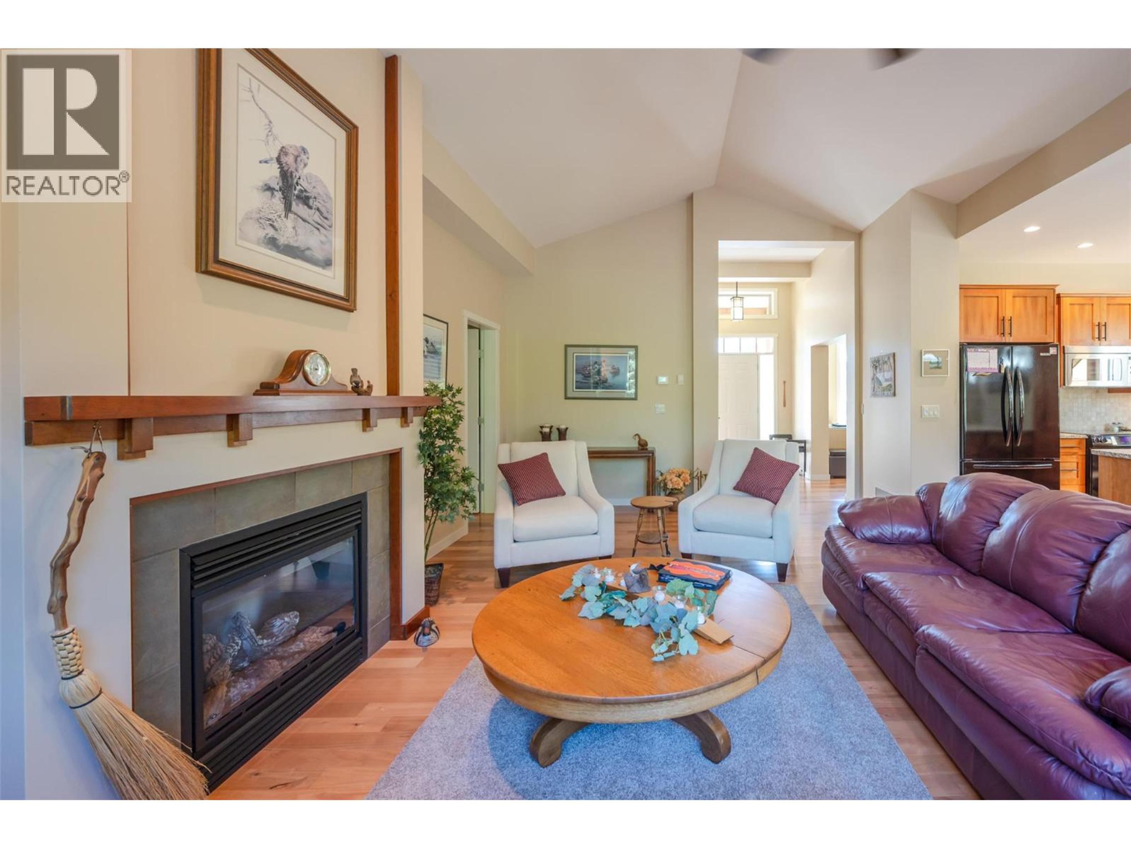 #26 6833 MEADOWS DRIVE - 10