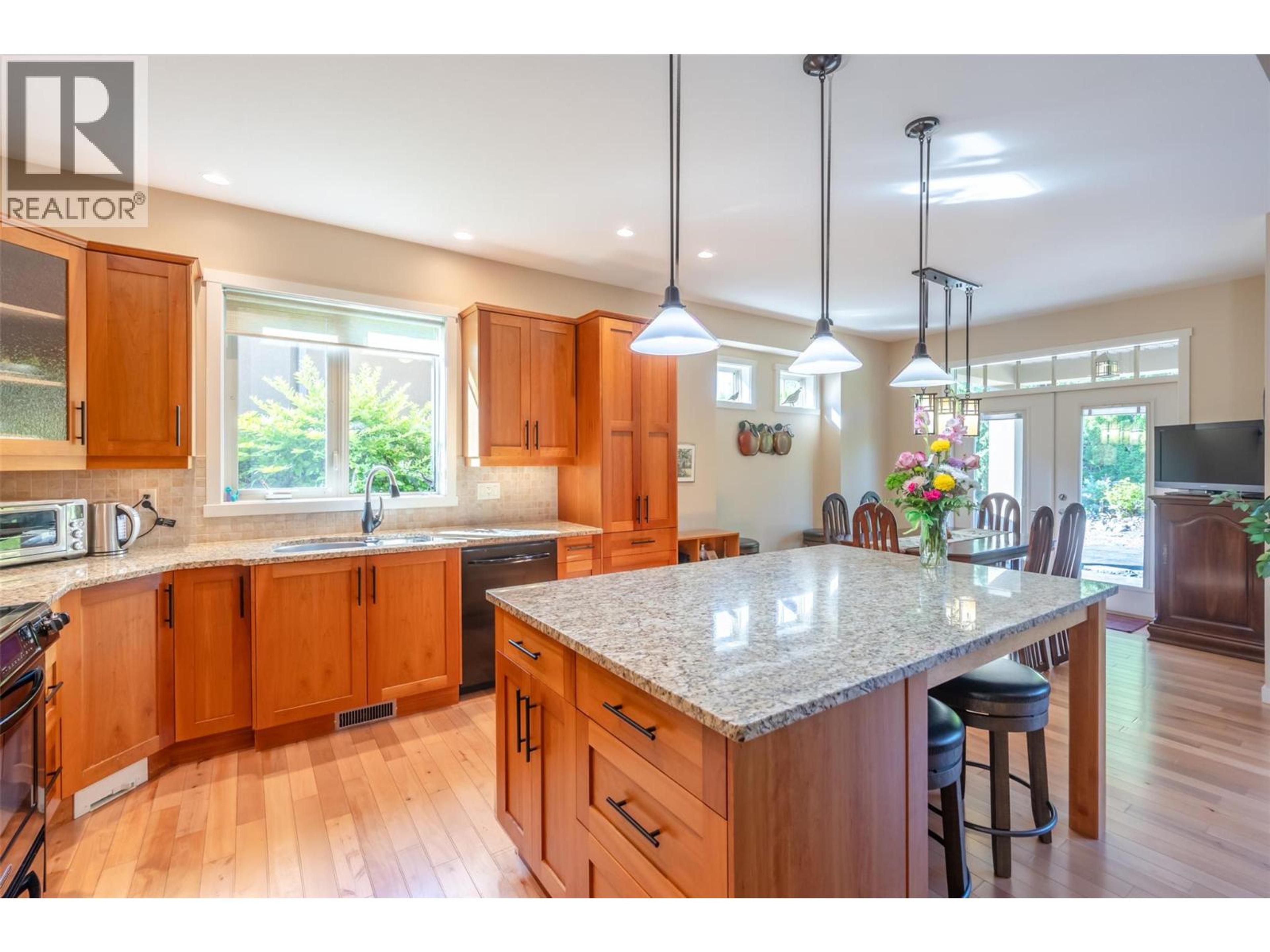 #26 6833 MEADOWS DRIVE - 13