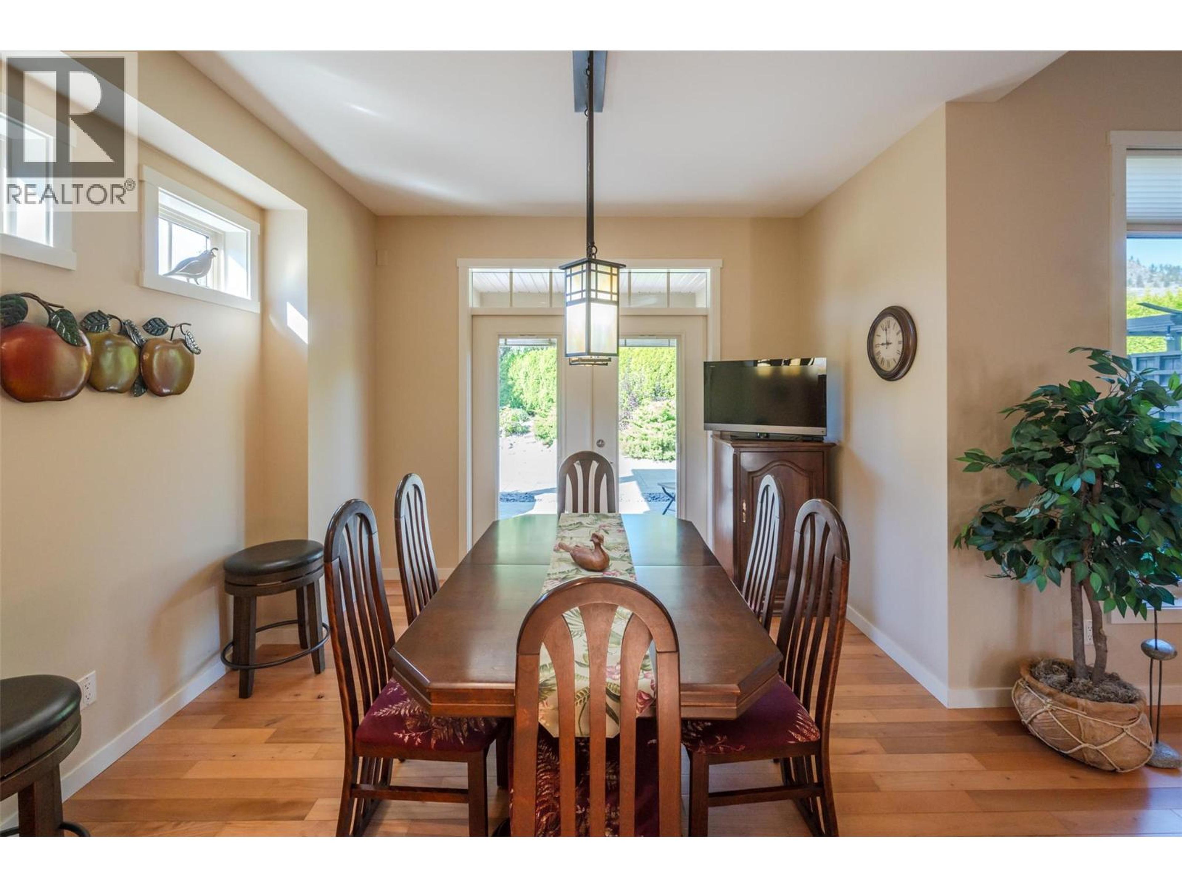 #26 6833 MEADOWS DRIVE - 19