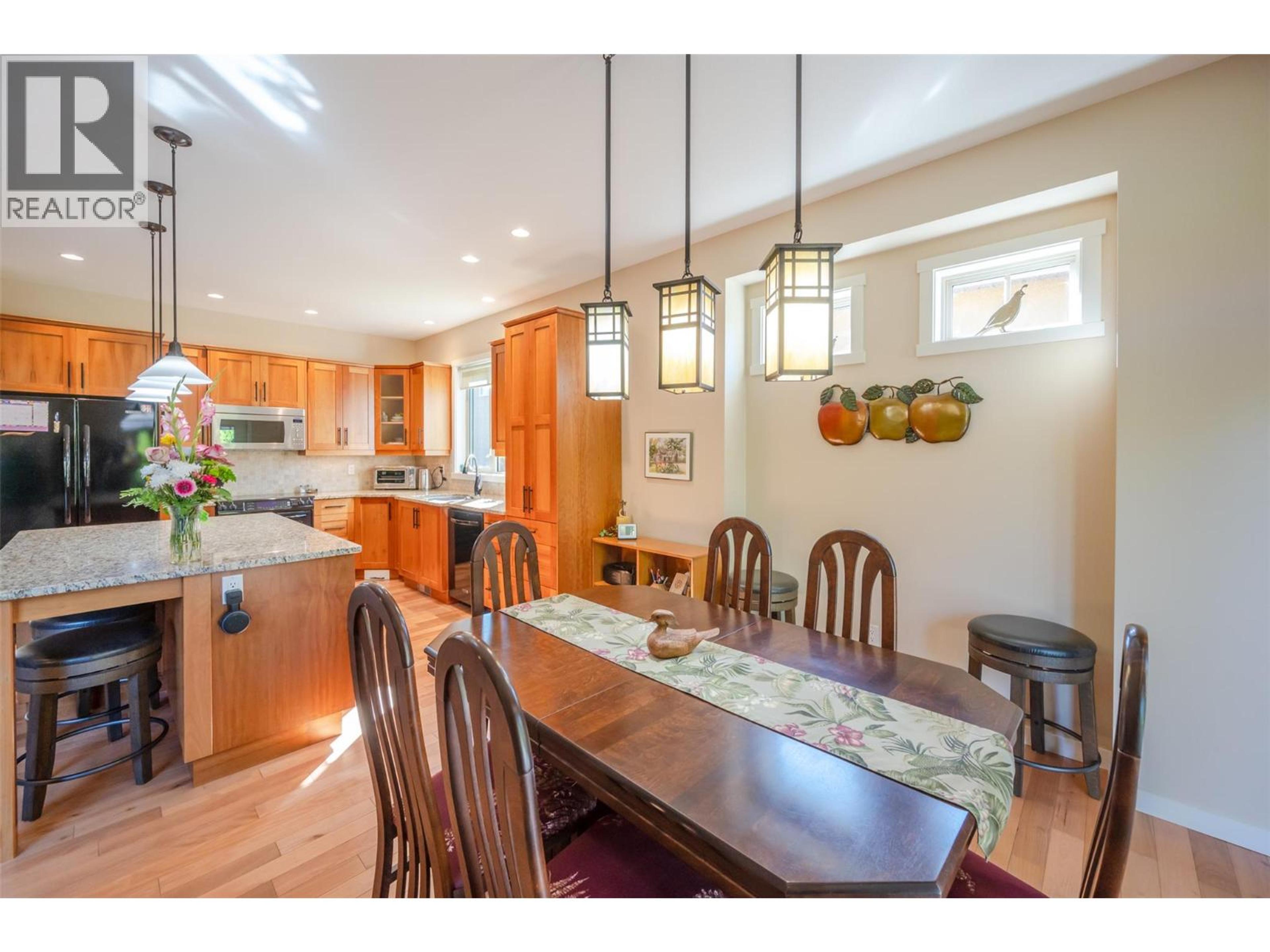 #26 6833 MEADOWS DRIVE - 21