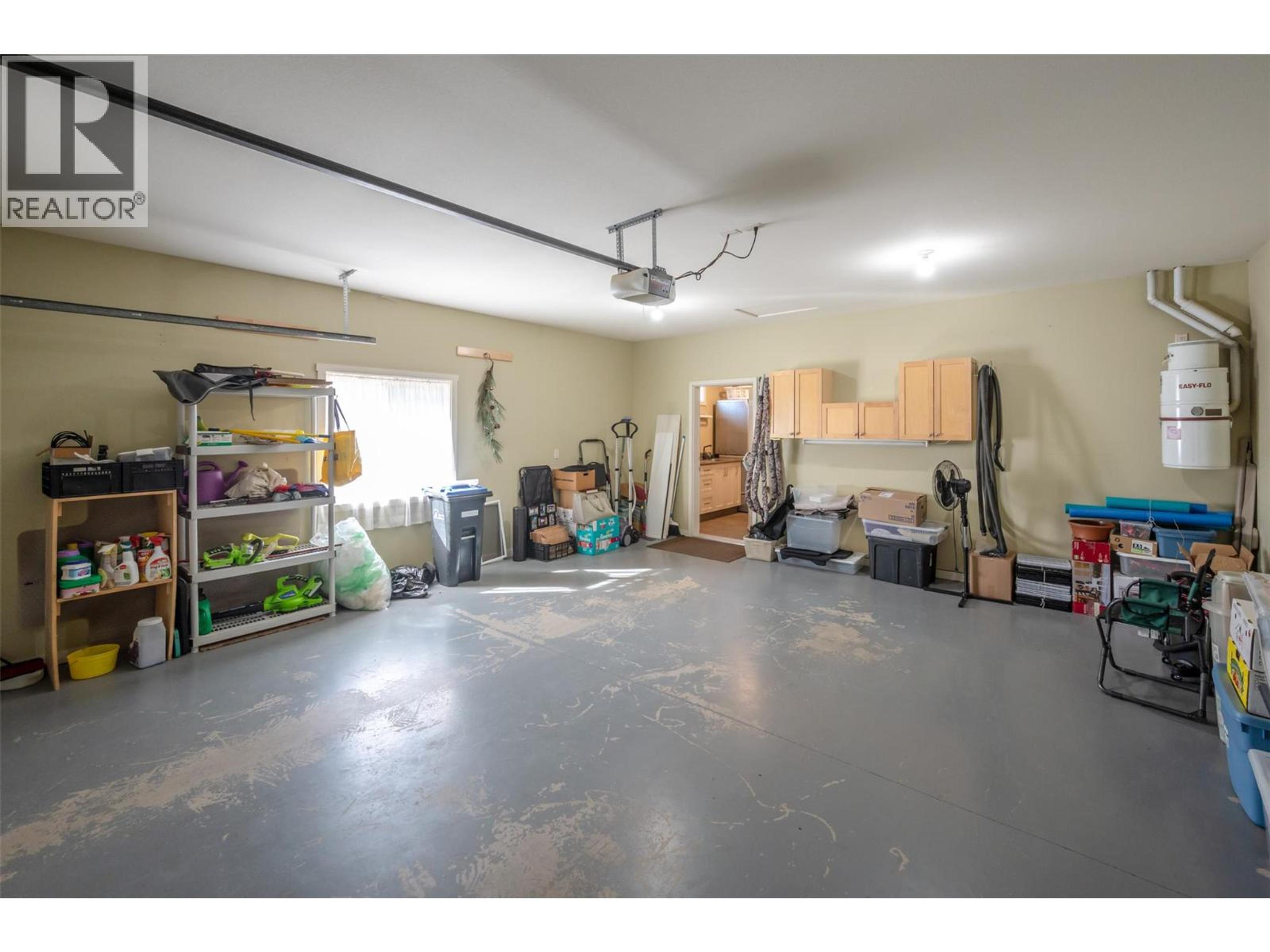 #26 6833 MEADOWS DRIVE - 41