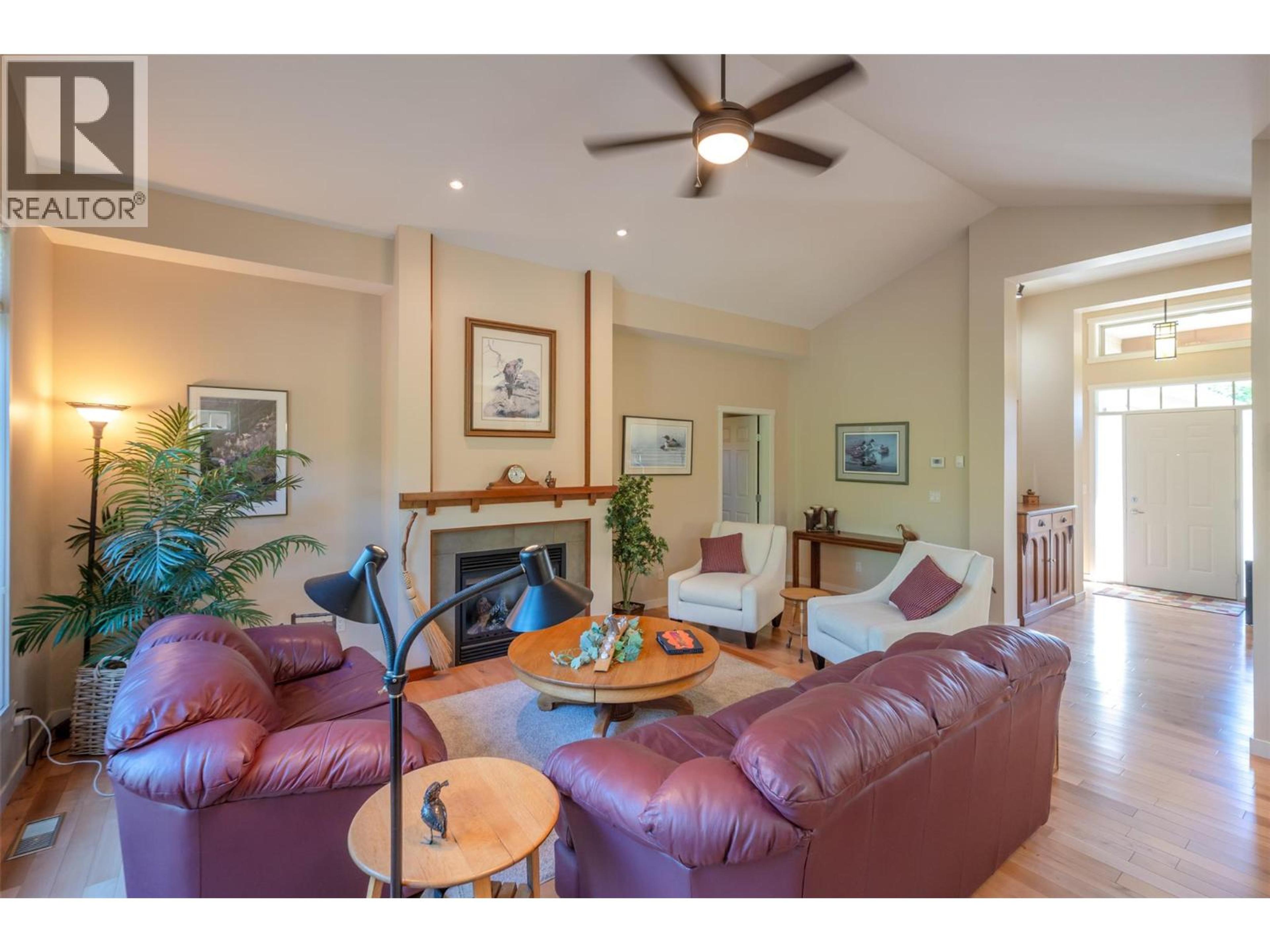 #26 6833 MEADOWS DRIVE - 8