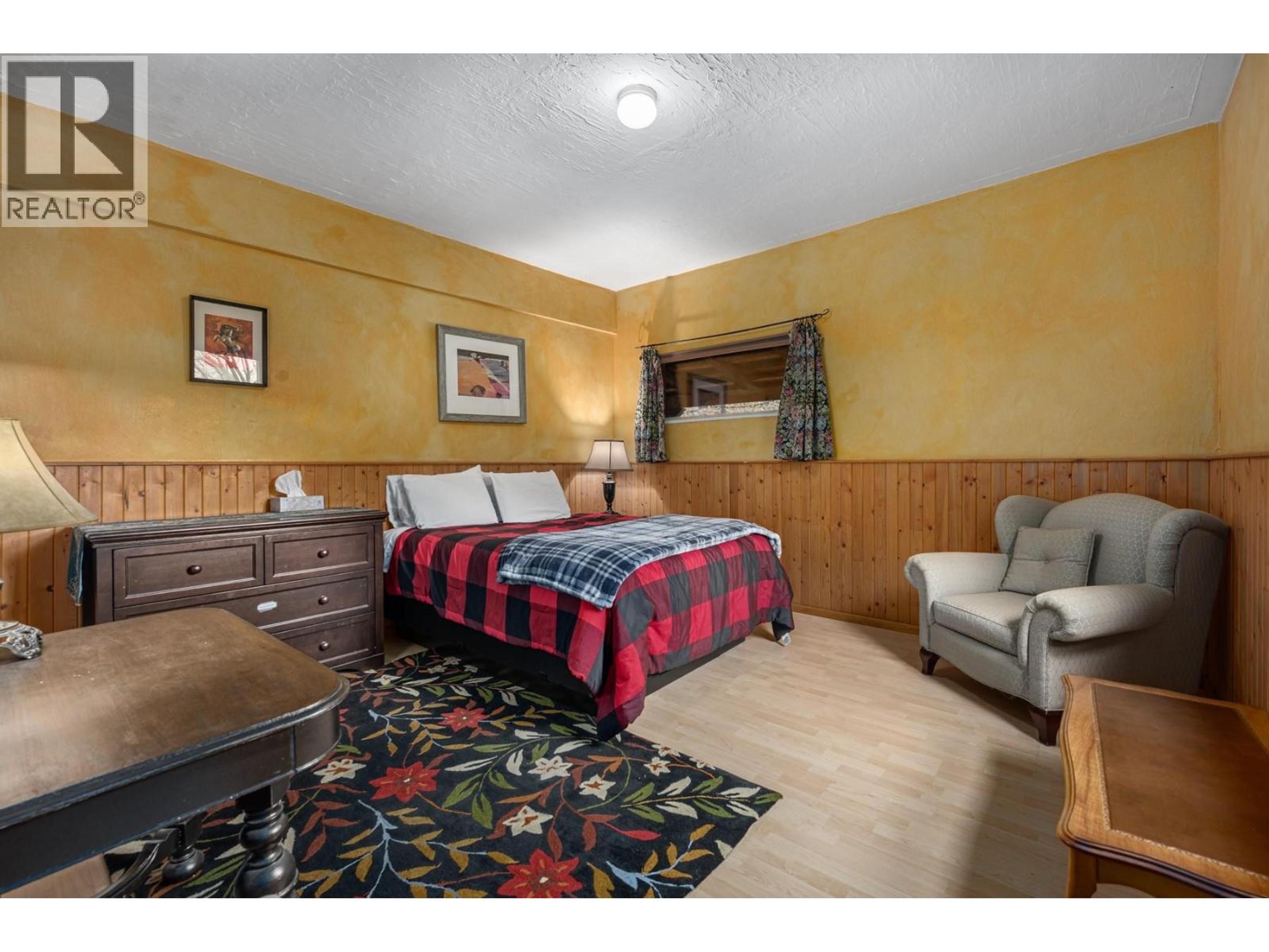 3649 MERRITT-SPENCES BRIDGE HIGHWAY - 65