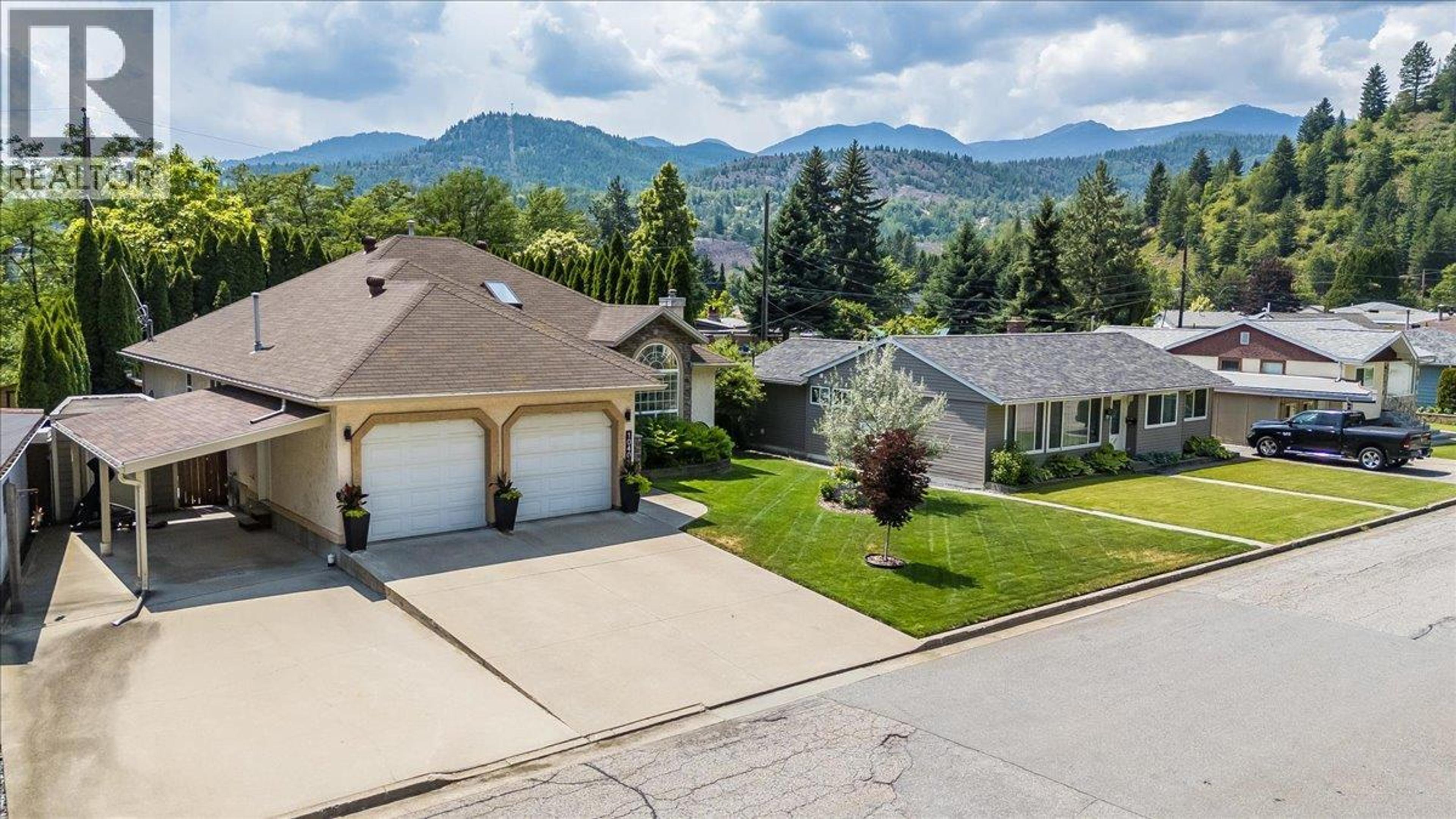 1040 REGAN CRESCENT - Image 3