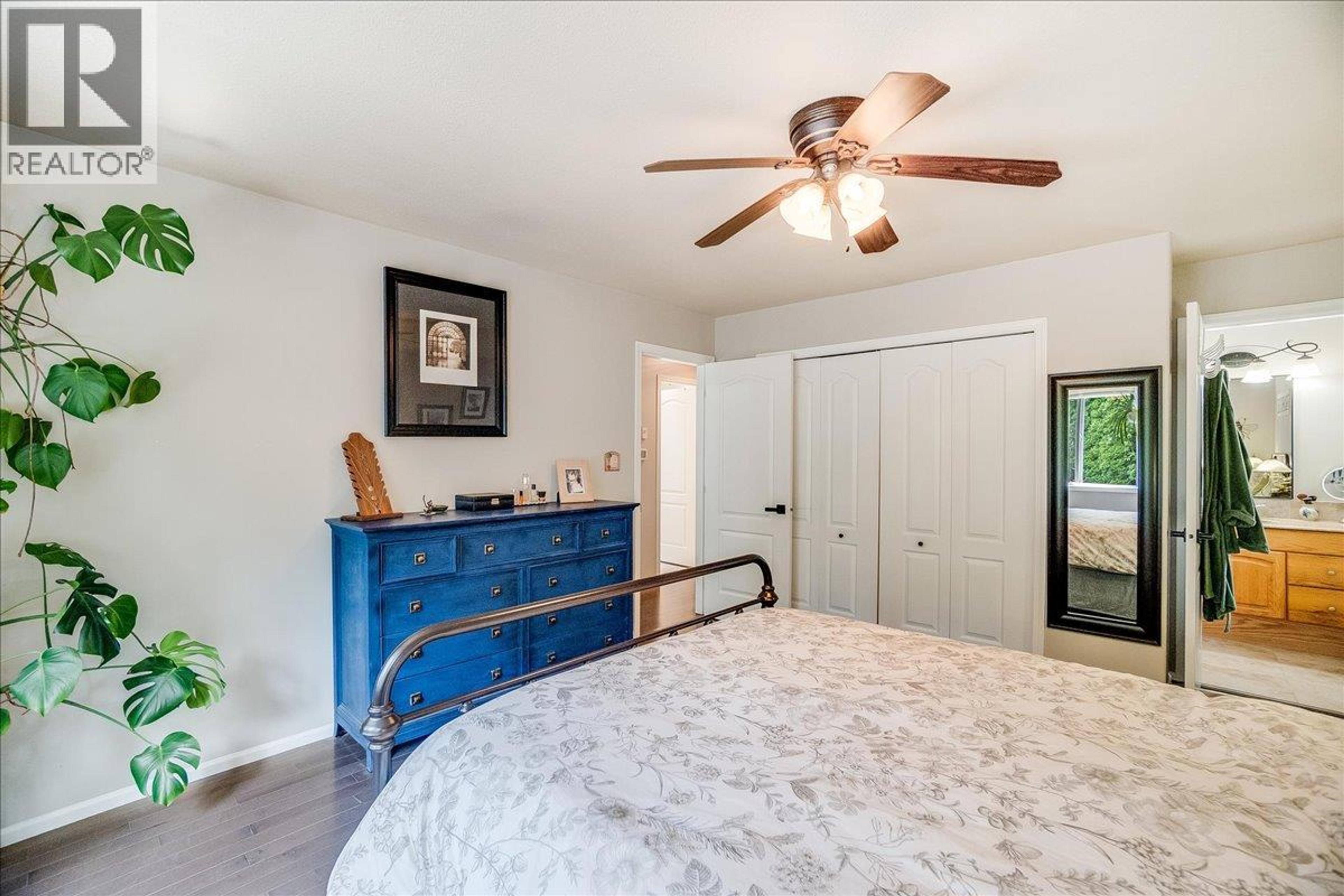 1040 REGAN CRESCENT - 46