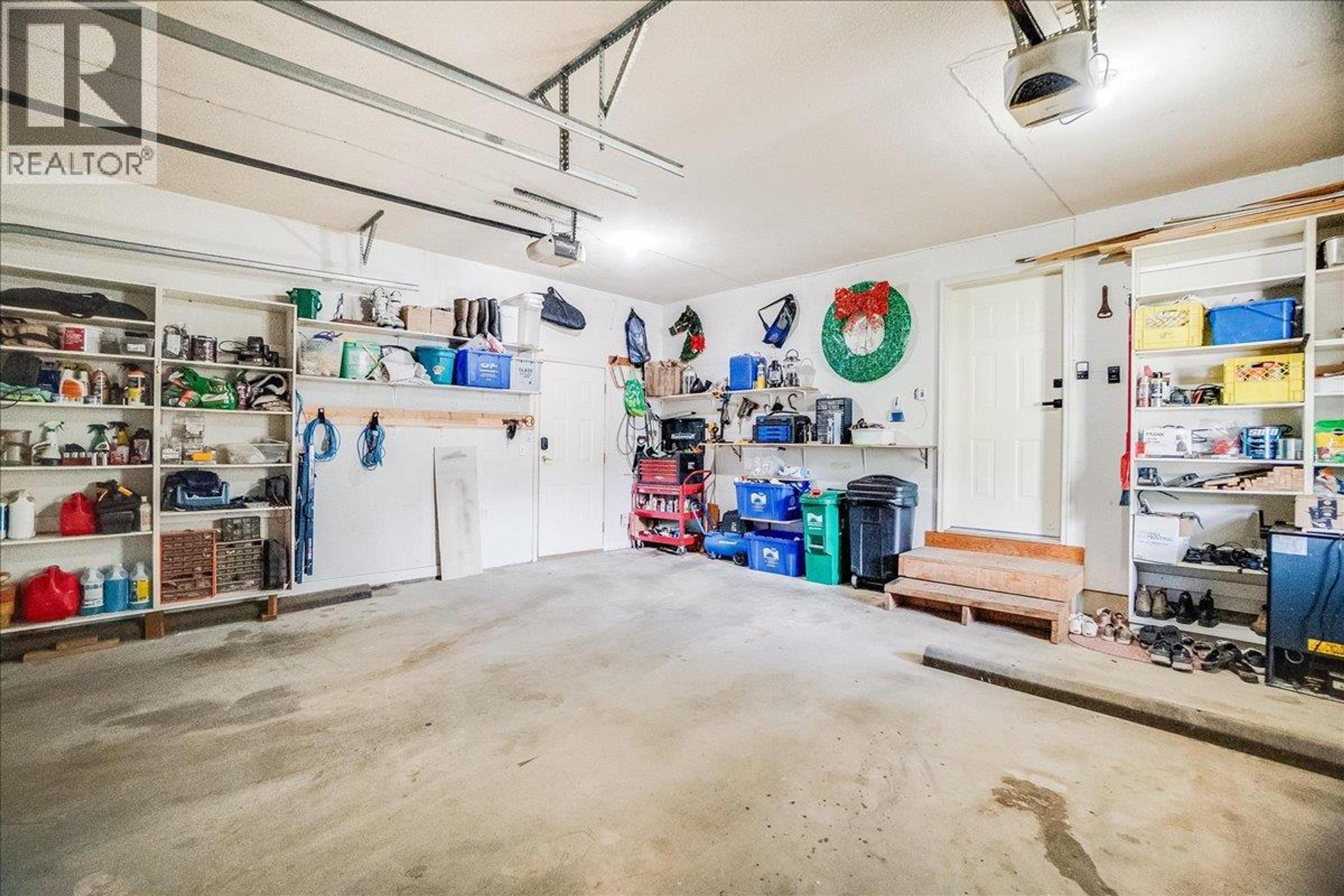 1040 REGAN CRESCENT - 65