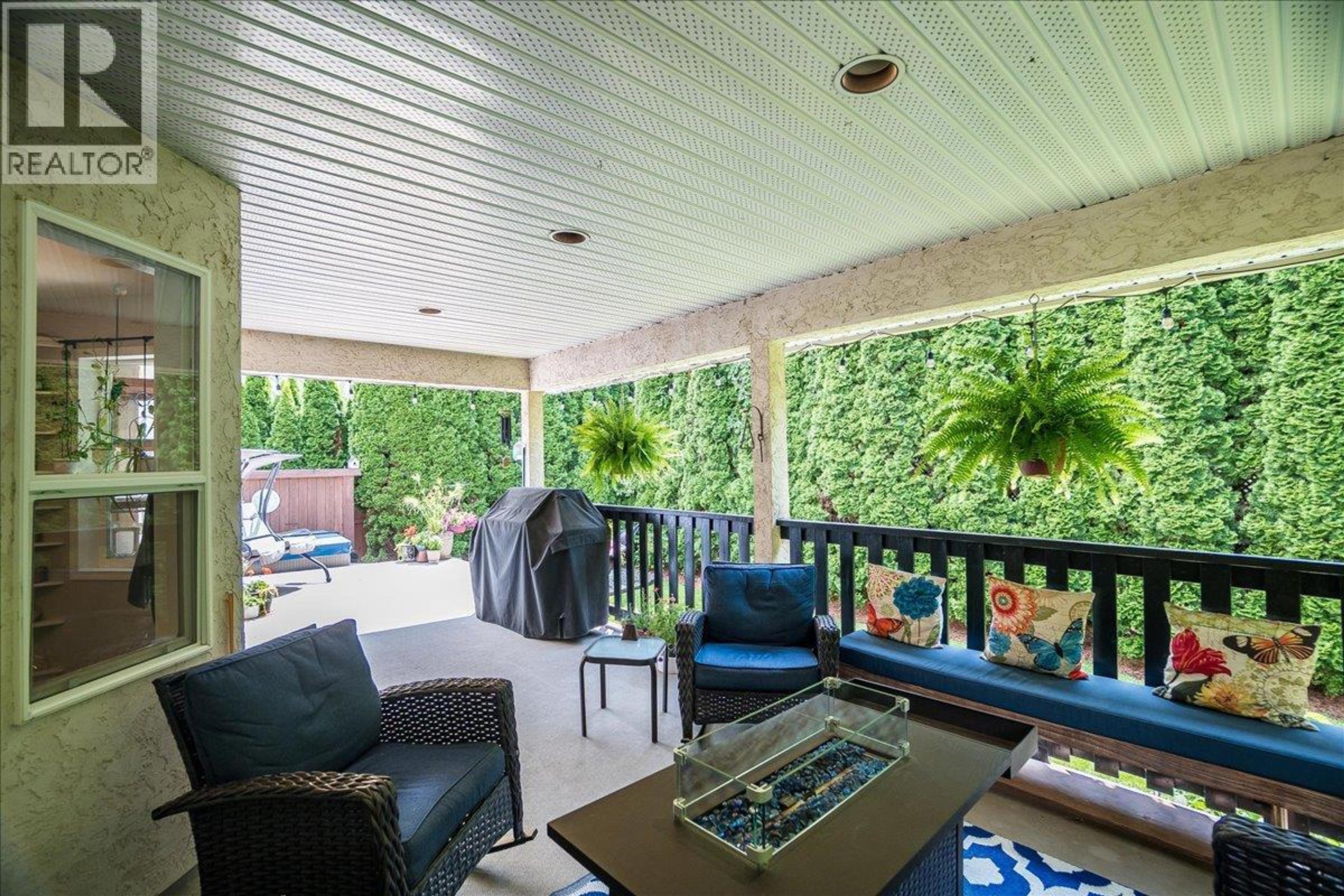 1040 REGAN CRESCENT - 30