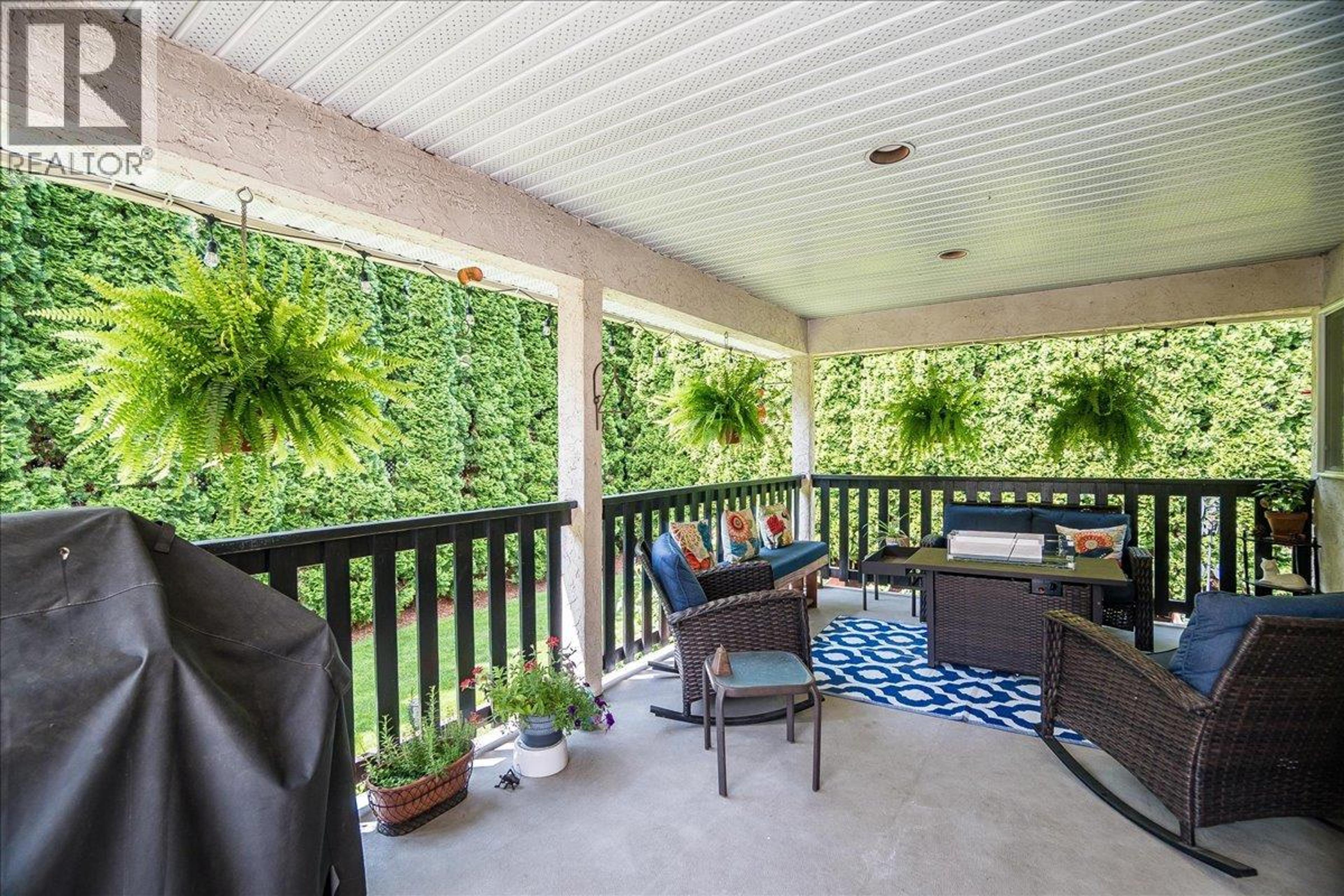 1040 REGAN CRESCENT - 31