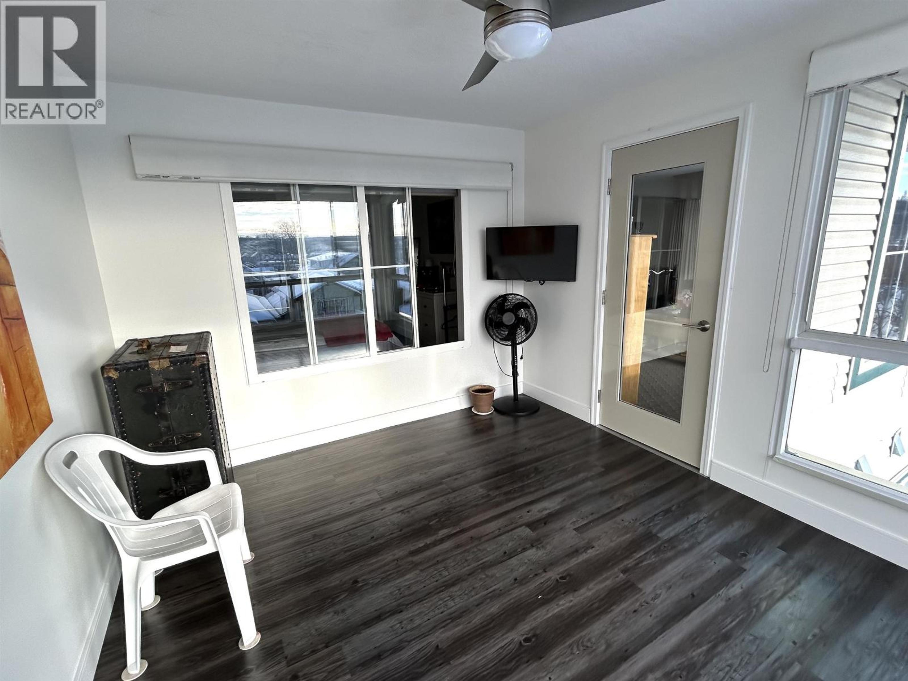 #407 1638 6TH AVENUE - 21